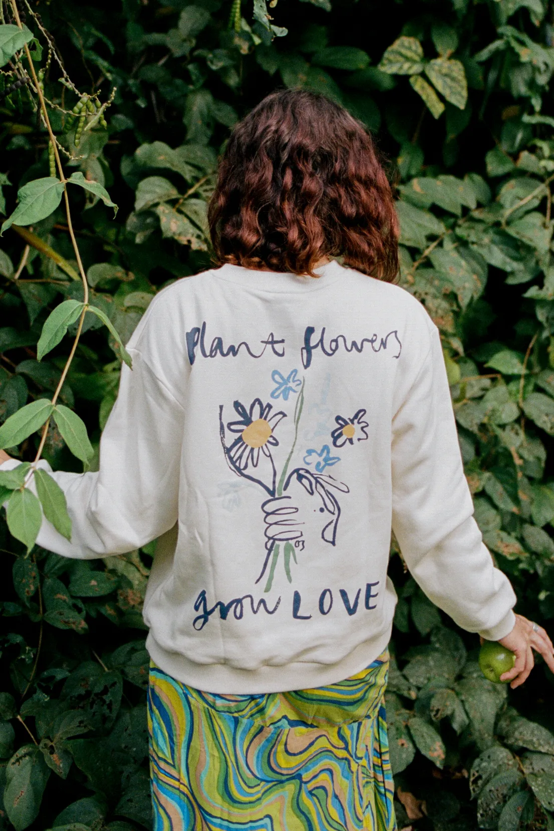 O&F Plant Flowers Grow Love Sweatshirt jersey