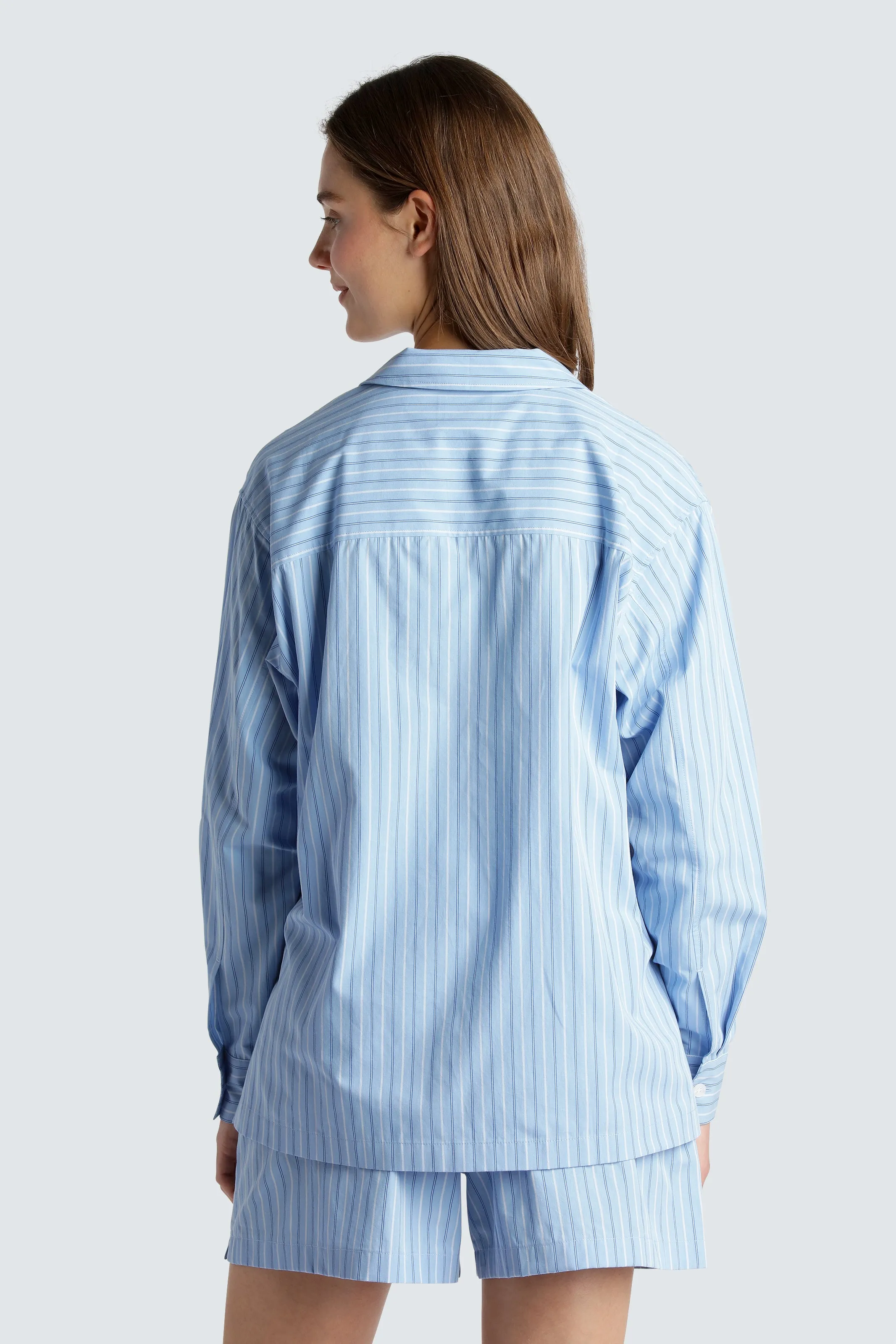 Wonder Core OUT & ABOUT1 SHIRT