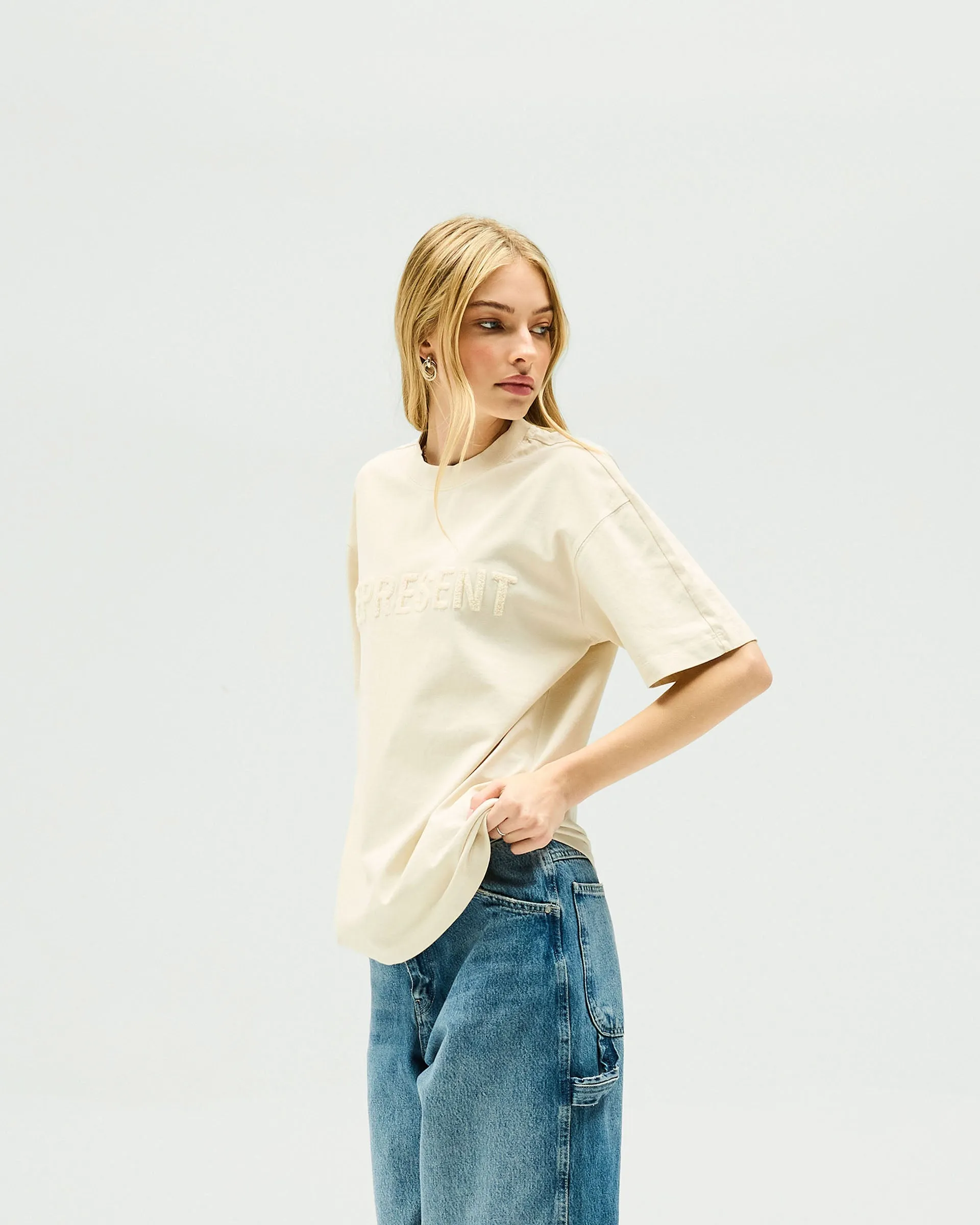 Owners Club Boyfriend T-Shirt - Oat Milk Bio Glow Sun shield