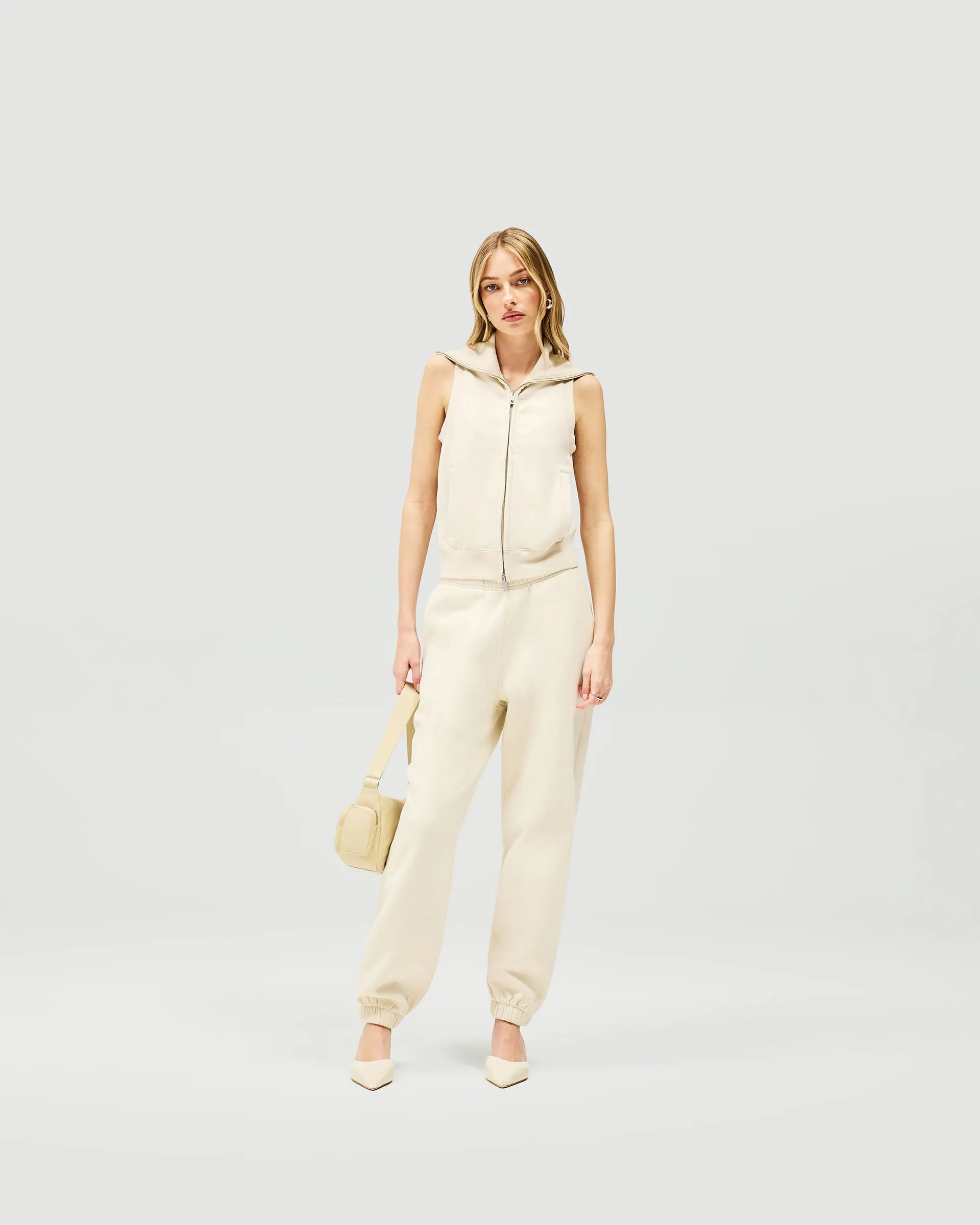 Adjustable Cuff Double layer fabric Owners Club Gilet - Oat Milk