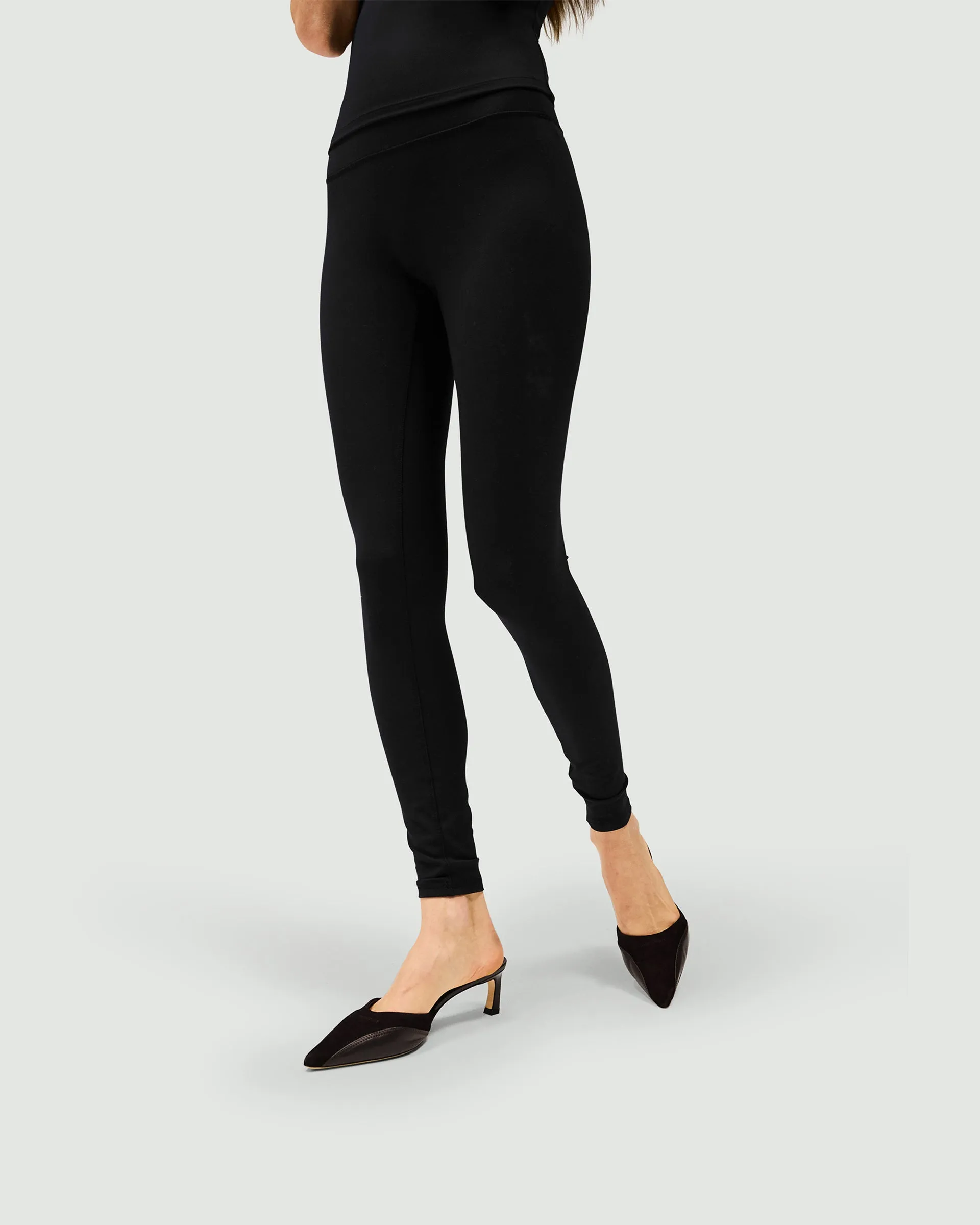 Active Lifestyle Hiking Trail City Walk Soft Touch Owners Club Legging - Jet Black