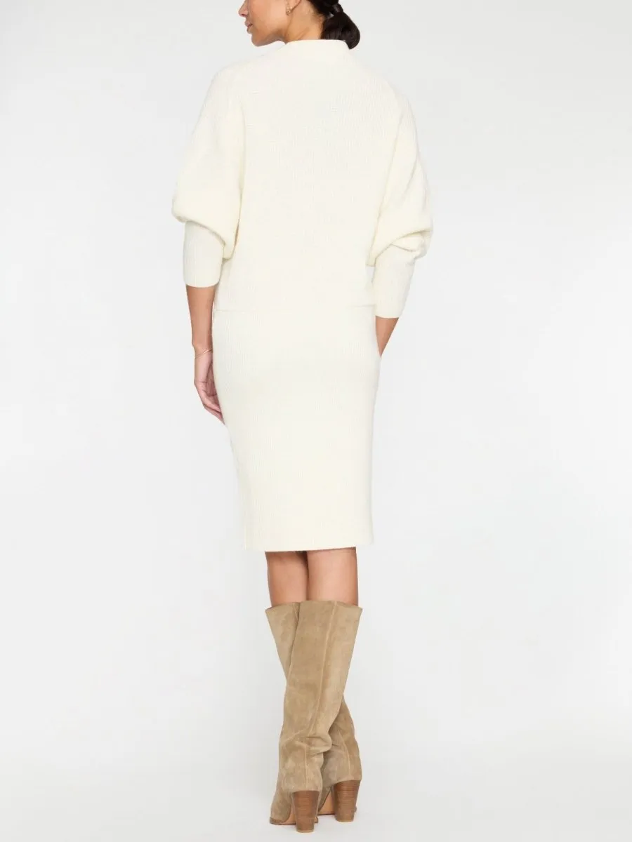 The Clede Sweater Dress Casual event dress Comfortable fit for outings