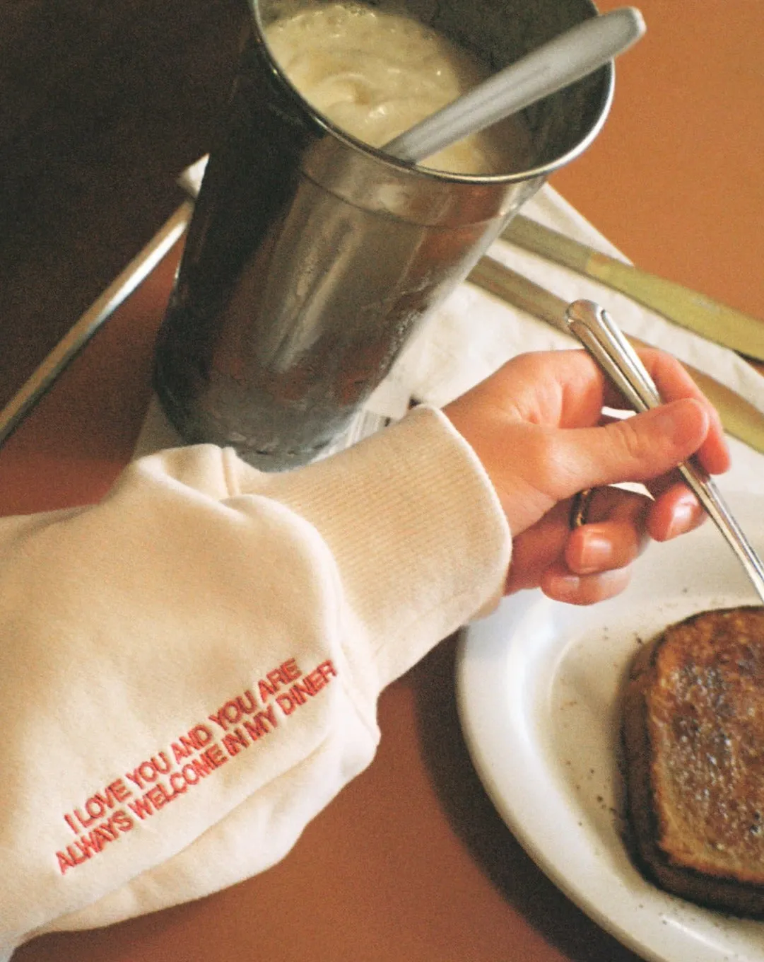 Seasonal Collection Daily Comfort "Diner" Crew Neck in Cream