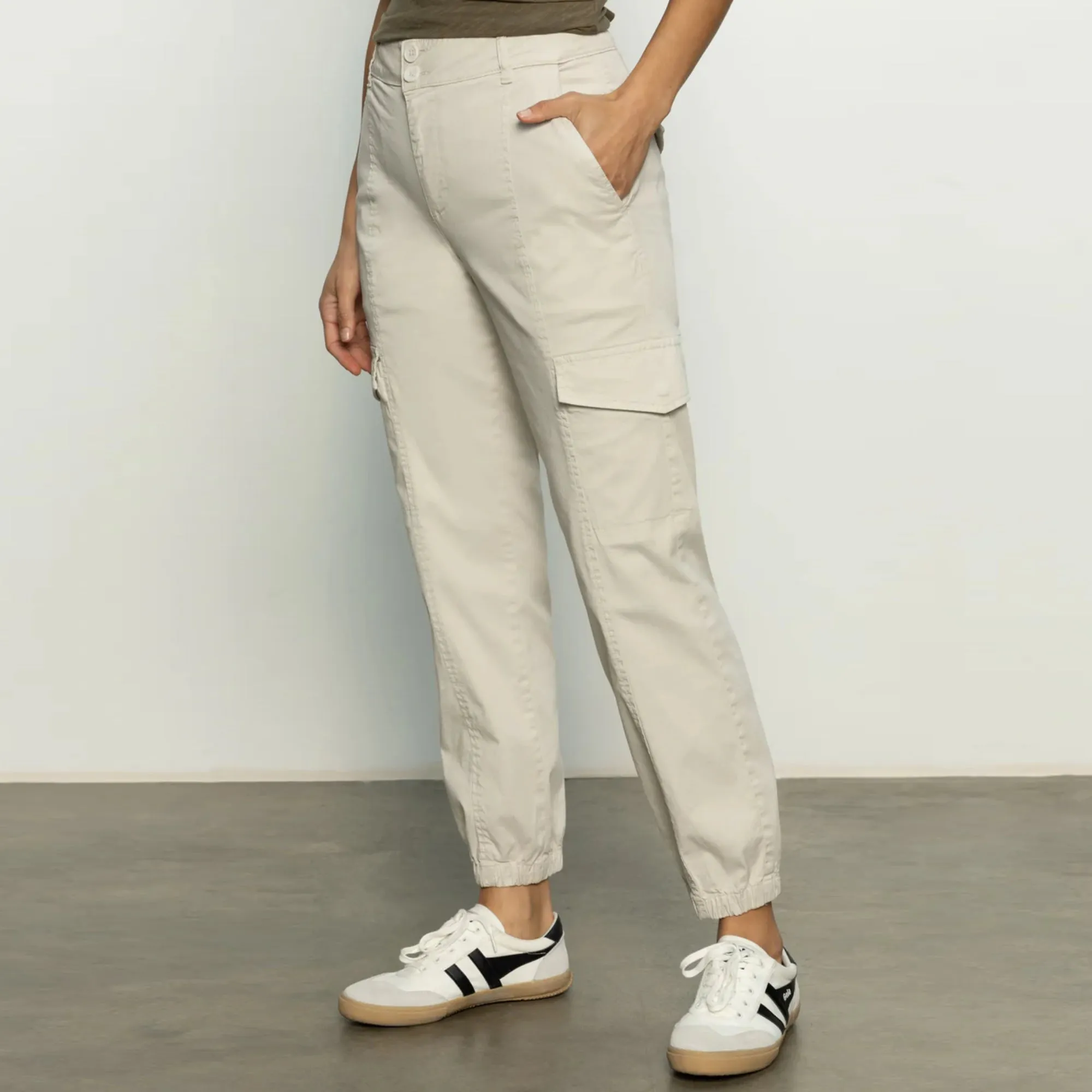 Chilly Day Wear Low Profile Design Rebel Pant (Pumice Stone)