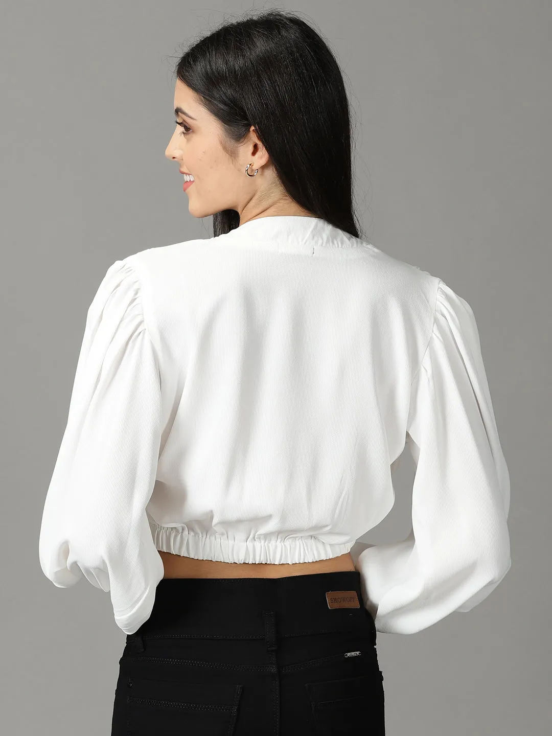 Smart Layer Light Comfort Women's White Solid Cinched Waist Top