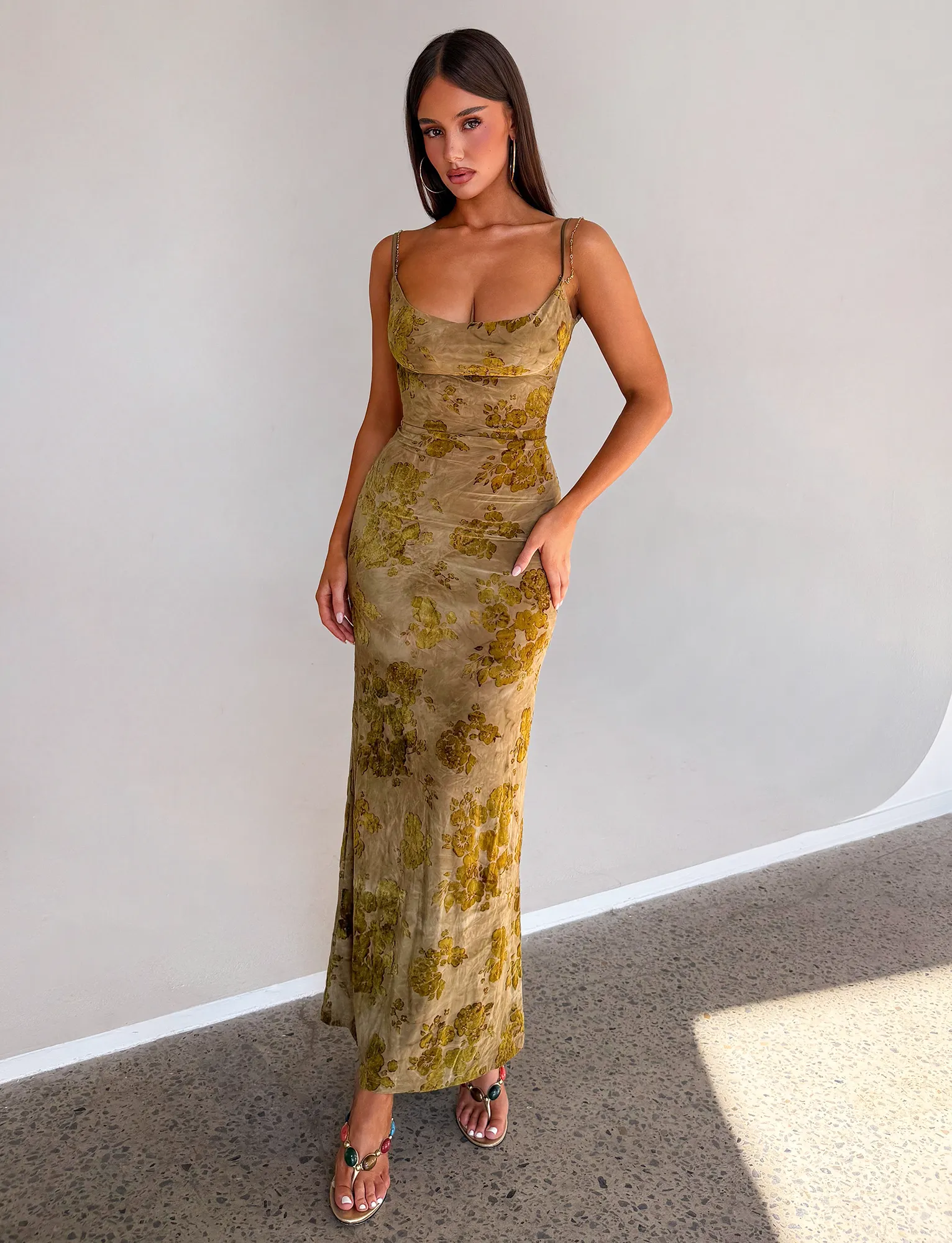 Street Mode Wrinkle-Free-Finish SPARROW MAXI DRESS - GREEN BURNOUT