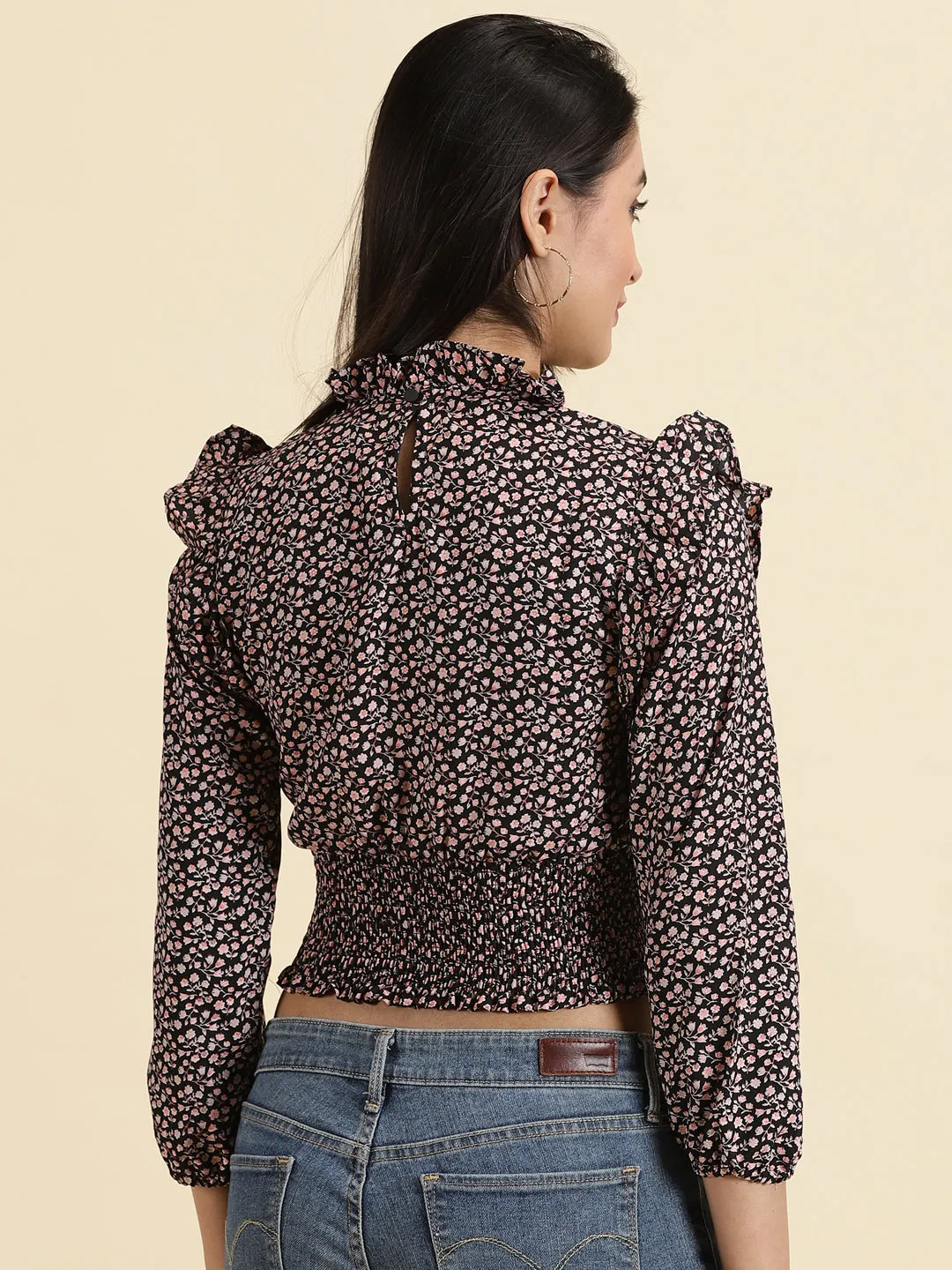 shopping Chic Fit Women's Black Floral Print Puff Sleeve Crepe Cinched Waist Crop Top