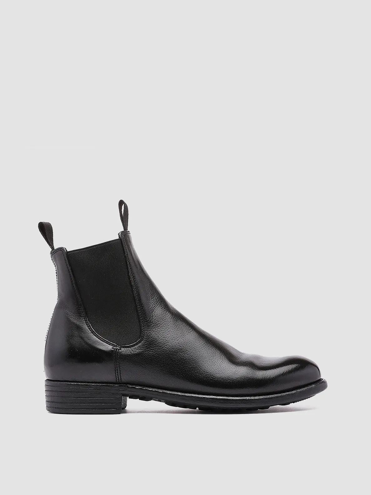 Sturdy Build Low Profile Comfort Seeker CALIXTE 004 - Black Leather Chelsea Boots