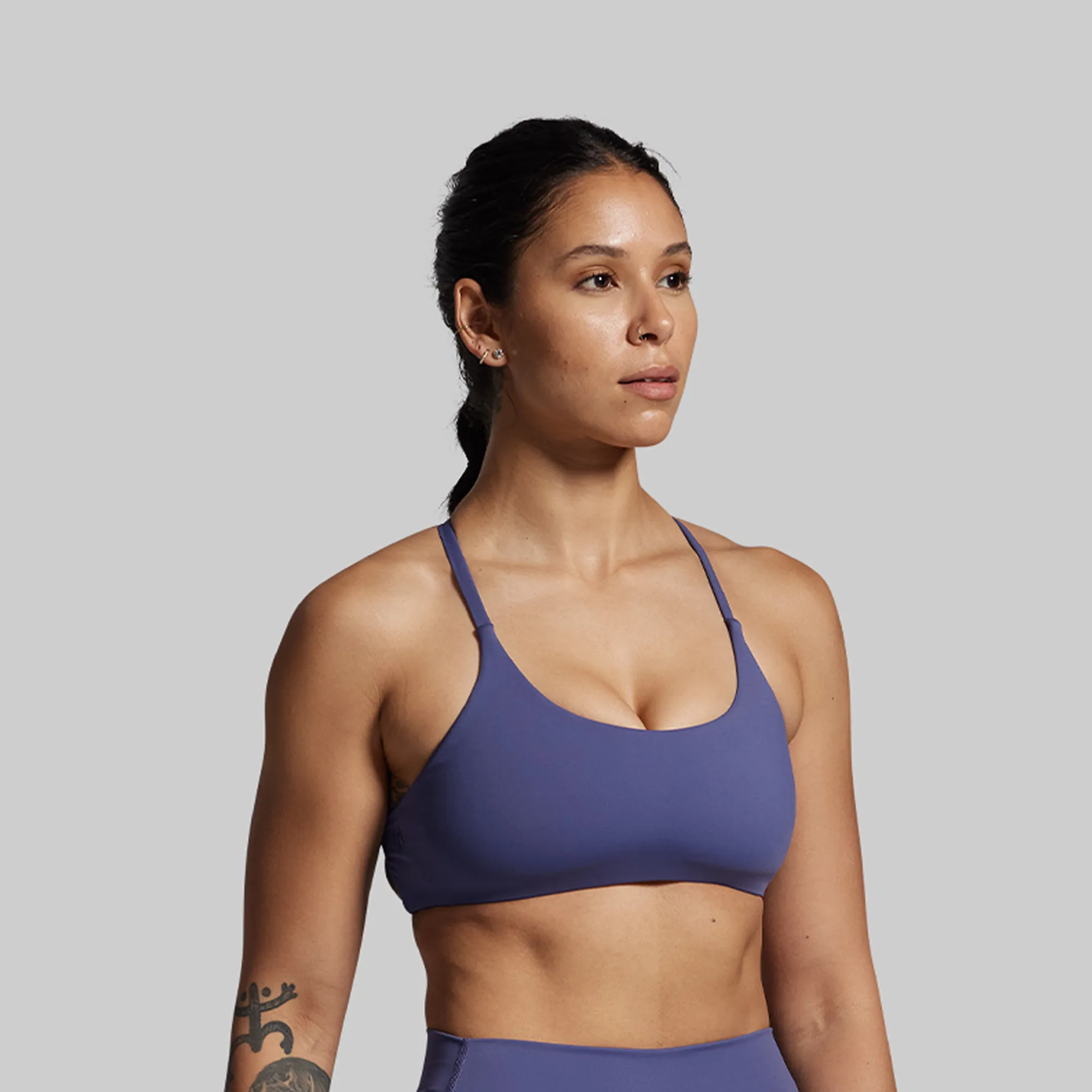 Breathable seams Serenity Sports Bra (Deep Sky)