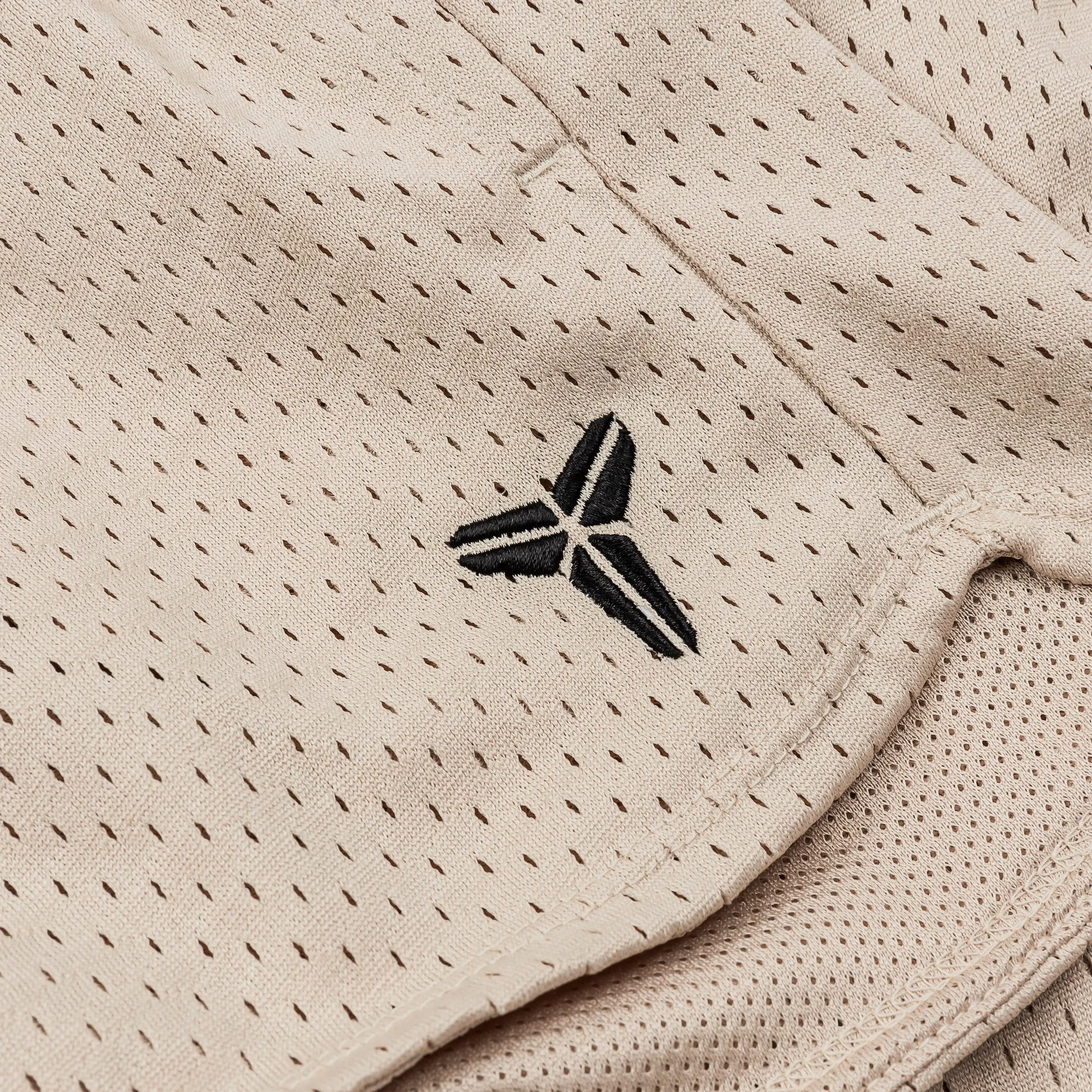 Stylish Design Kobe Mesh Womens Shorts (Sanddrift/Black)