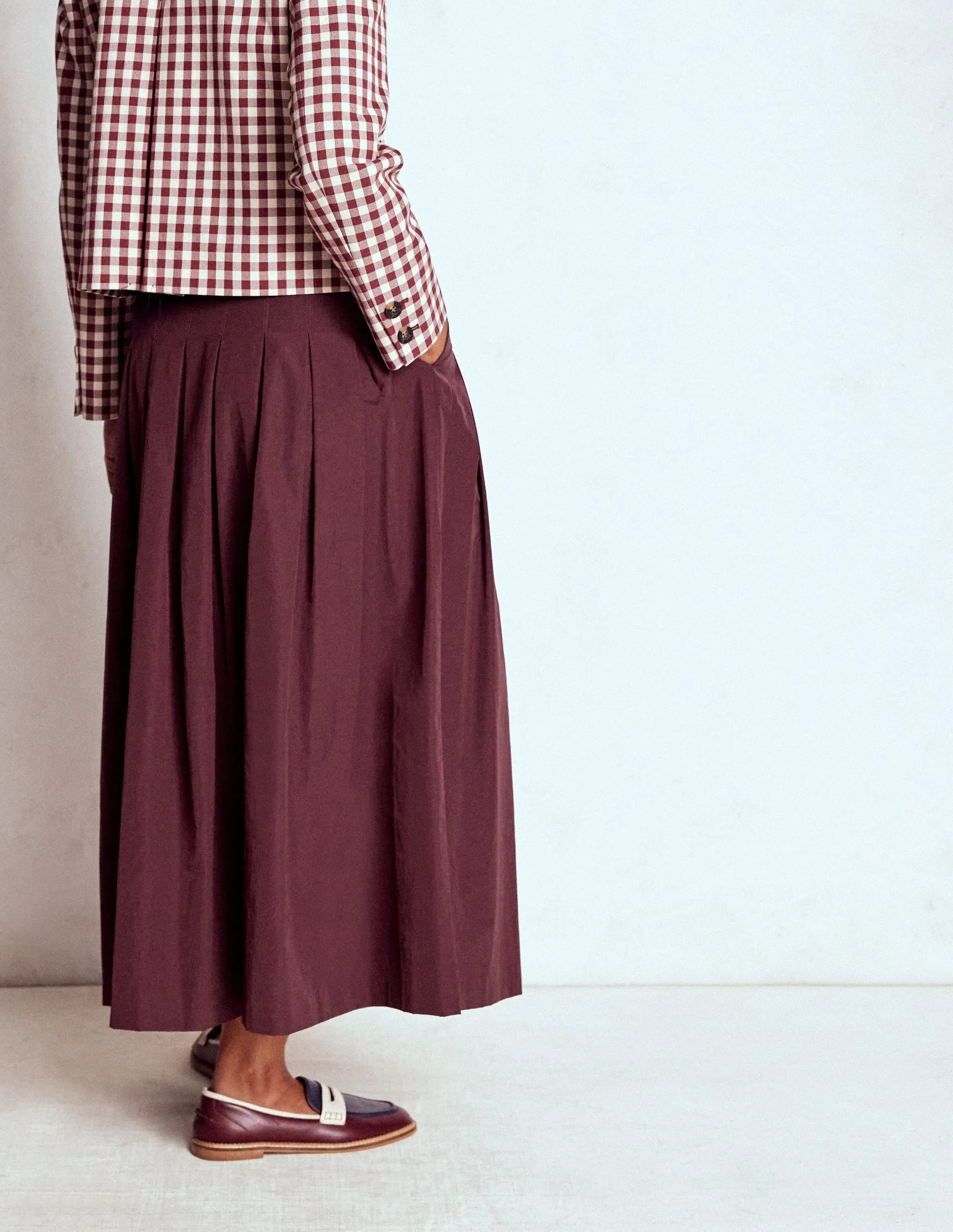 Non Restrictive Fit Sturdy Waistband Valentina Taffeta Midi Skirt-Deep Wisteria