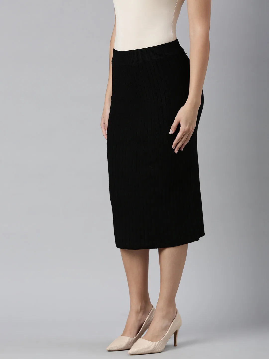 Women's Self Design Black Straight Midi Skirt Smooth Look Oversized style