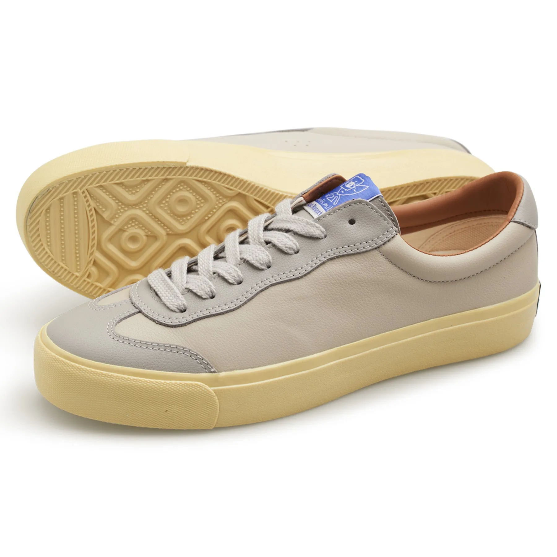 Last Resort AB VM004 Milic Dove Grey/Nicotine Precision Movement