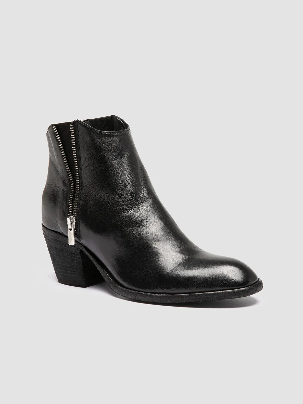 Padded Interior Active Nomad SYDNE 015 - Black Leather Ankle Boots