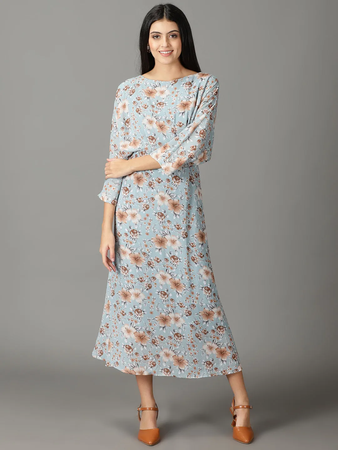 Flattering Silhouette Clean Style Women's Blue Floral Printed Boat Neck A-Line Maxi Dress