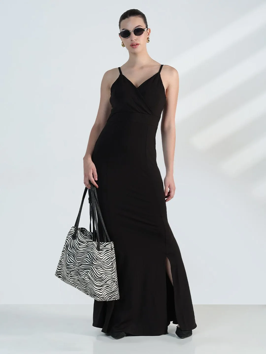 Feminine empire waist dress Women's Black Sleeveless Fish Cut Dress with Side Slit