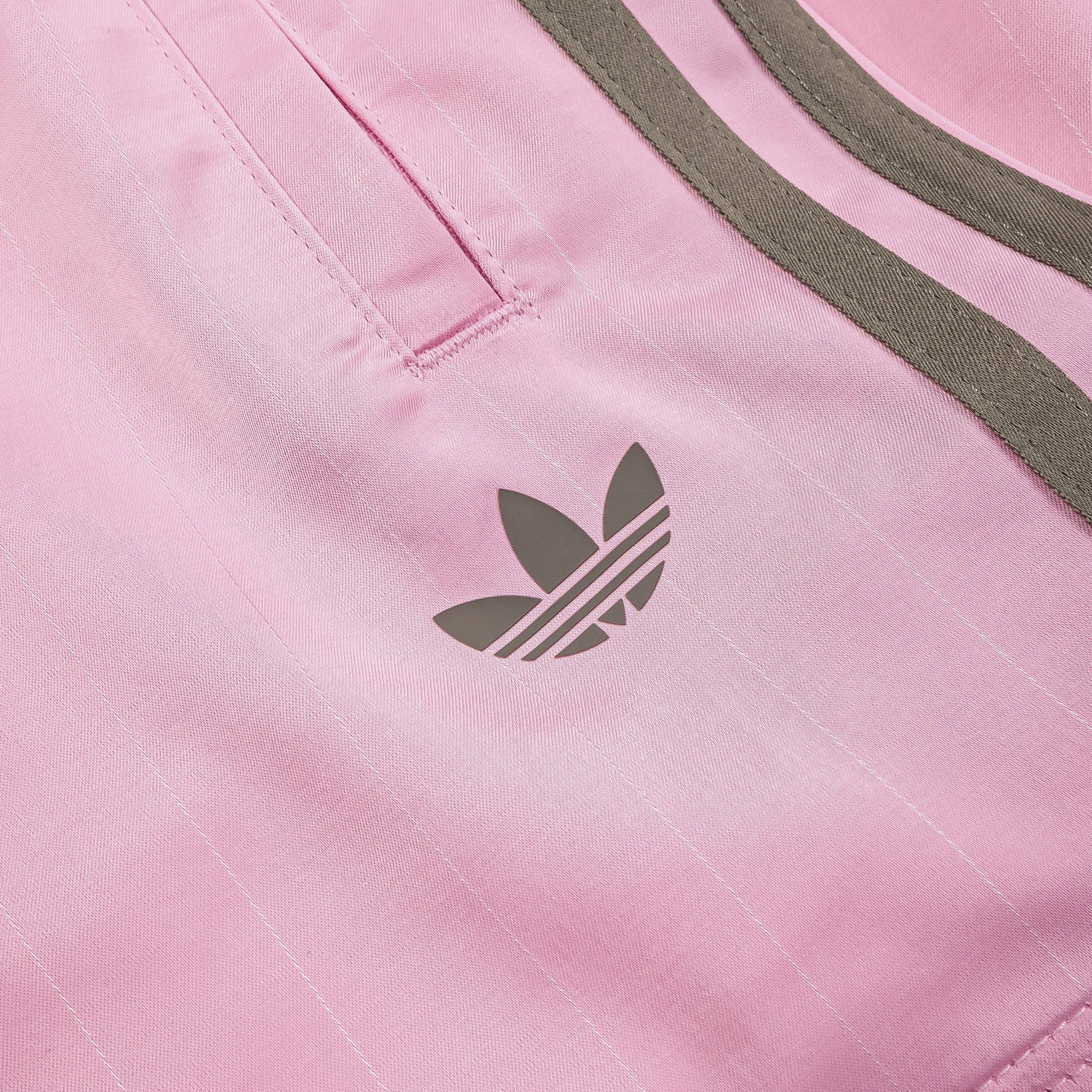 prom night new semester Soccer Summer Satin Pin Womens Shorts (Pink/White)