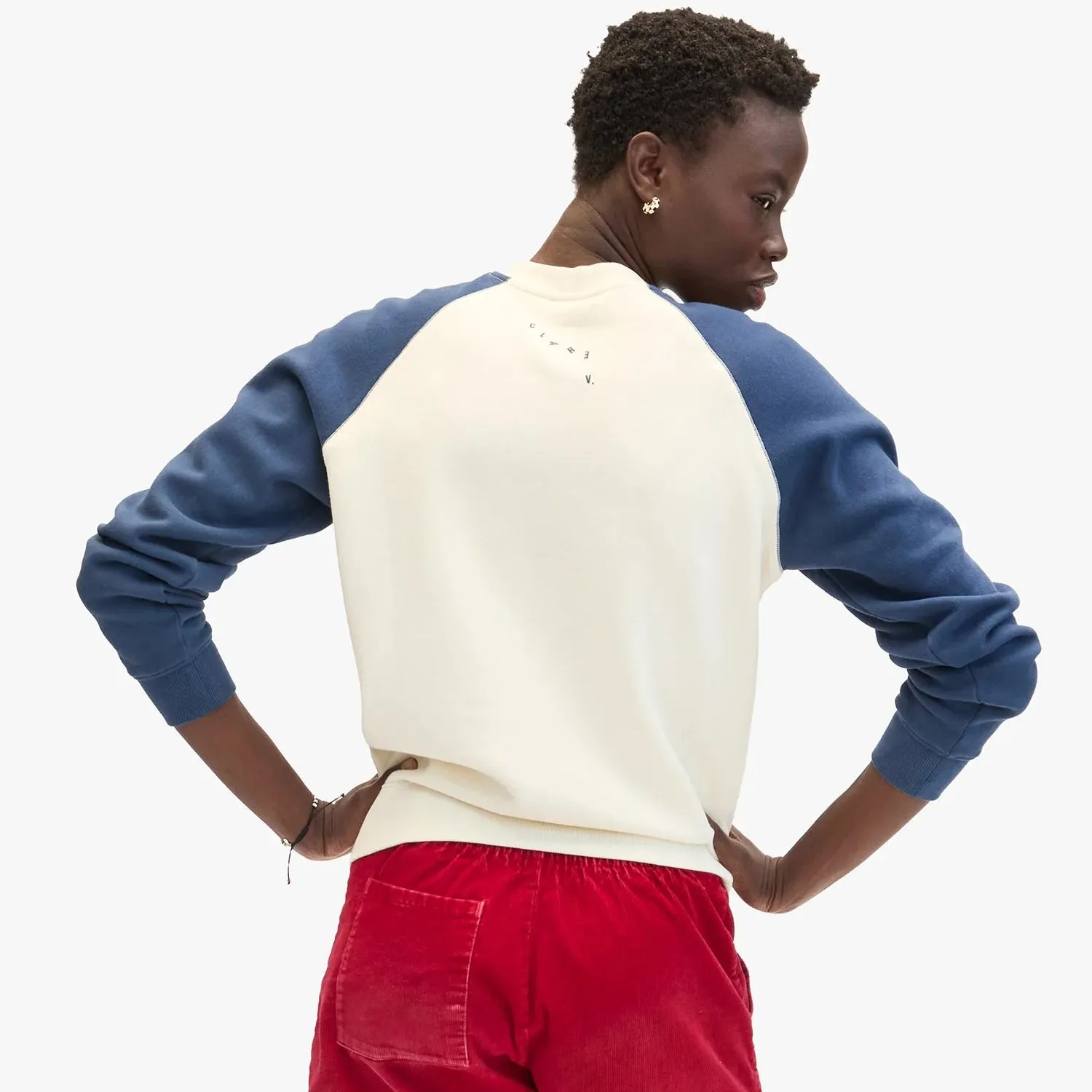 Minimalist Style Embroidered Sardine Sweatshirt (Cream   Navy)