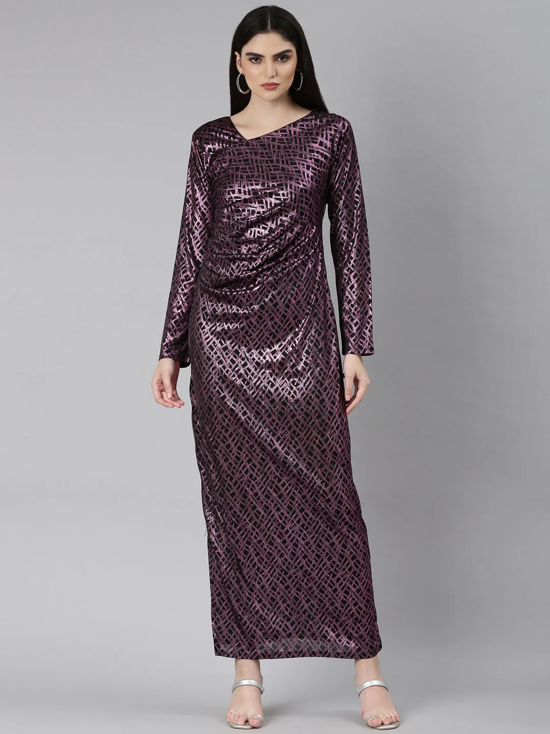 Playful design piece Women's Mauve Geometric Printed V-Neck Gathered Detail Fit & Flare Maxi Dress
