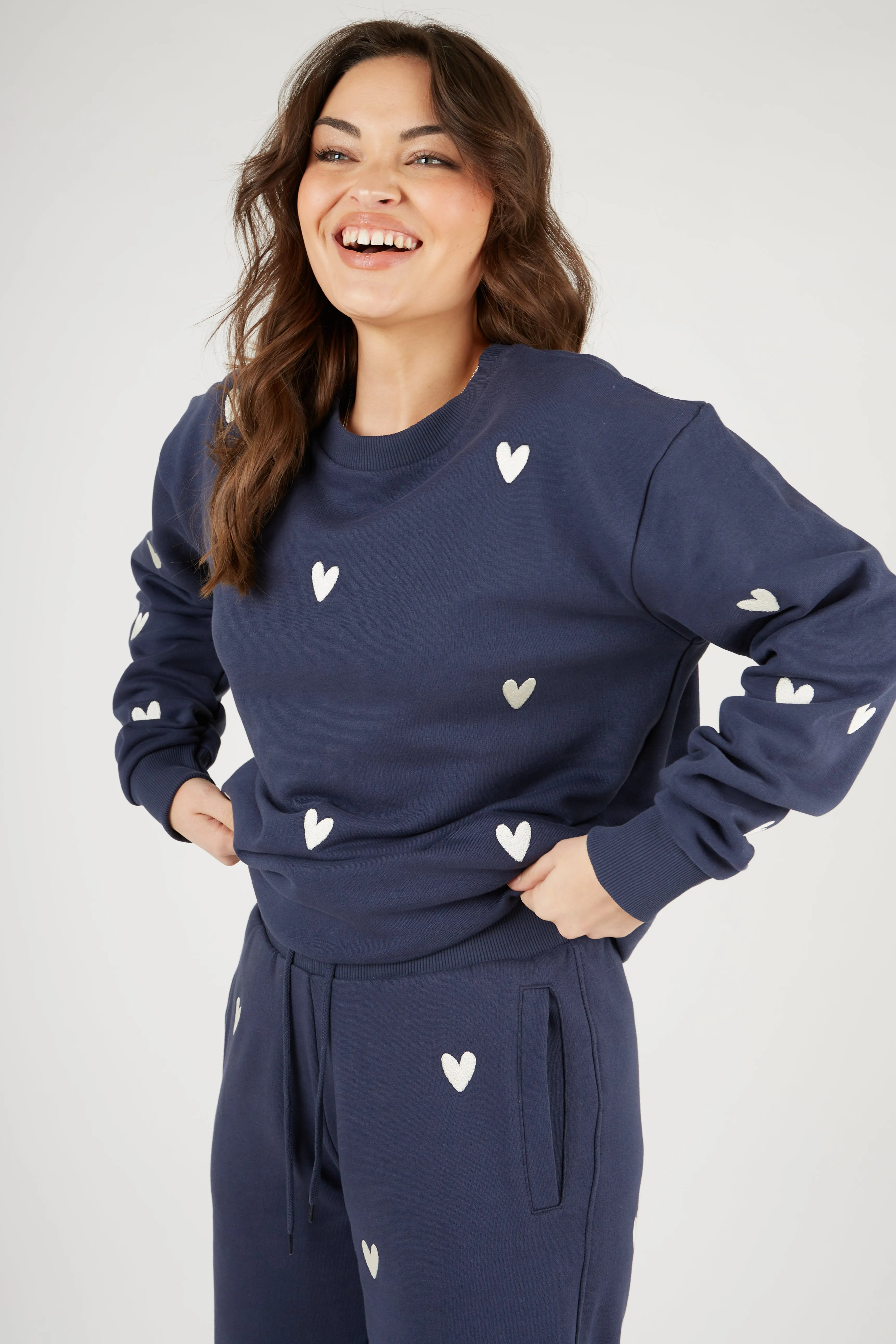 Brand Reputation O&F Heart Embroidered Sweatshirt - Navy