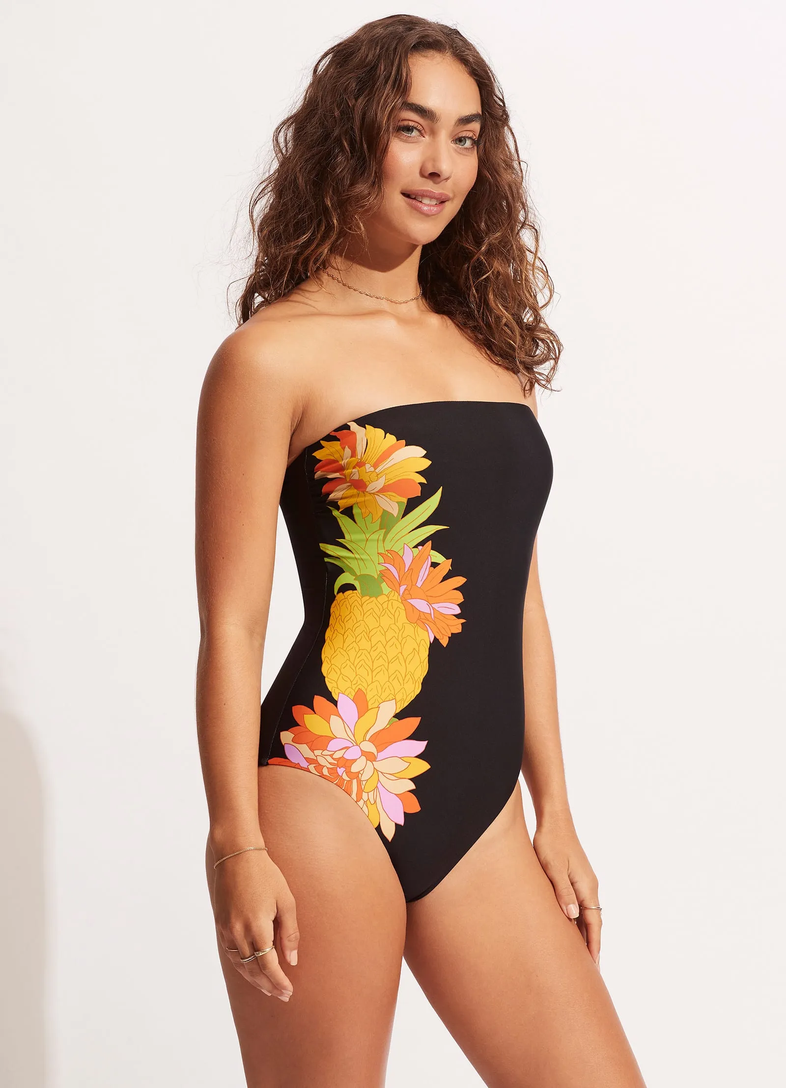 Breezy-Feel Summer Salt Bandeau One Piece - Black