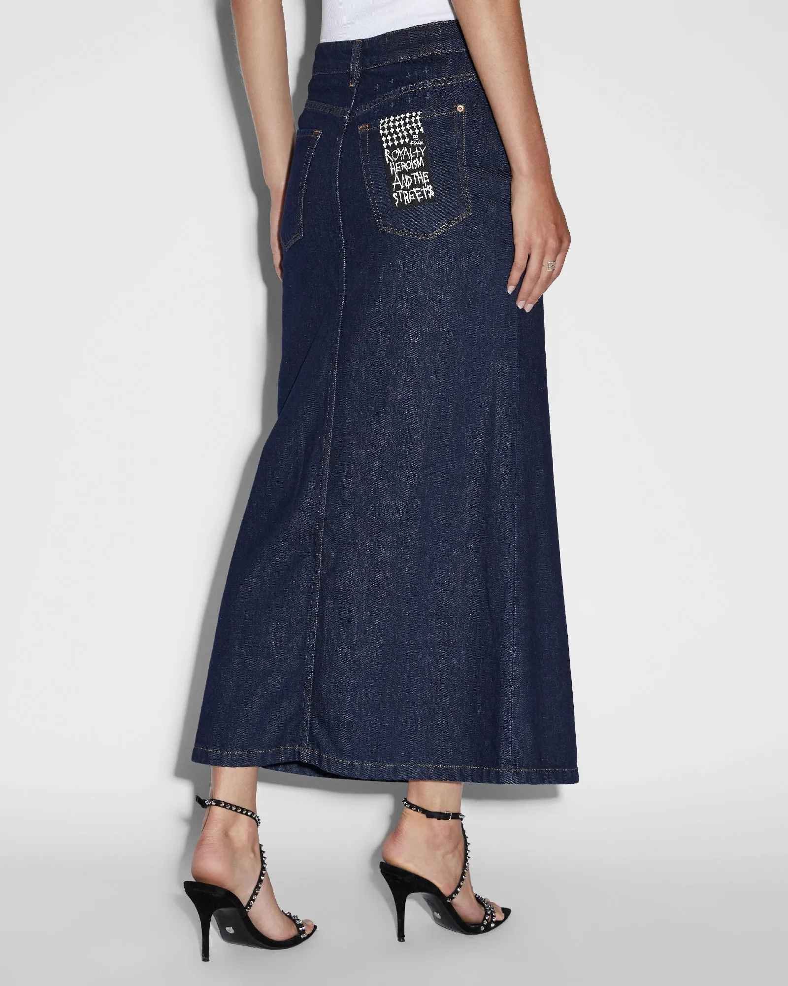 Reinforced Hems Seamless Edging SWERVE SKIRT LEGACY