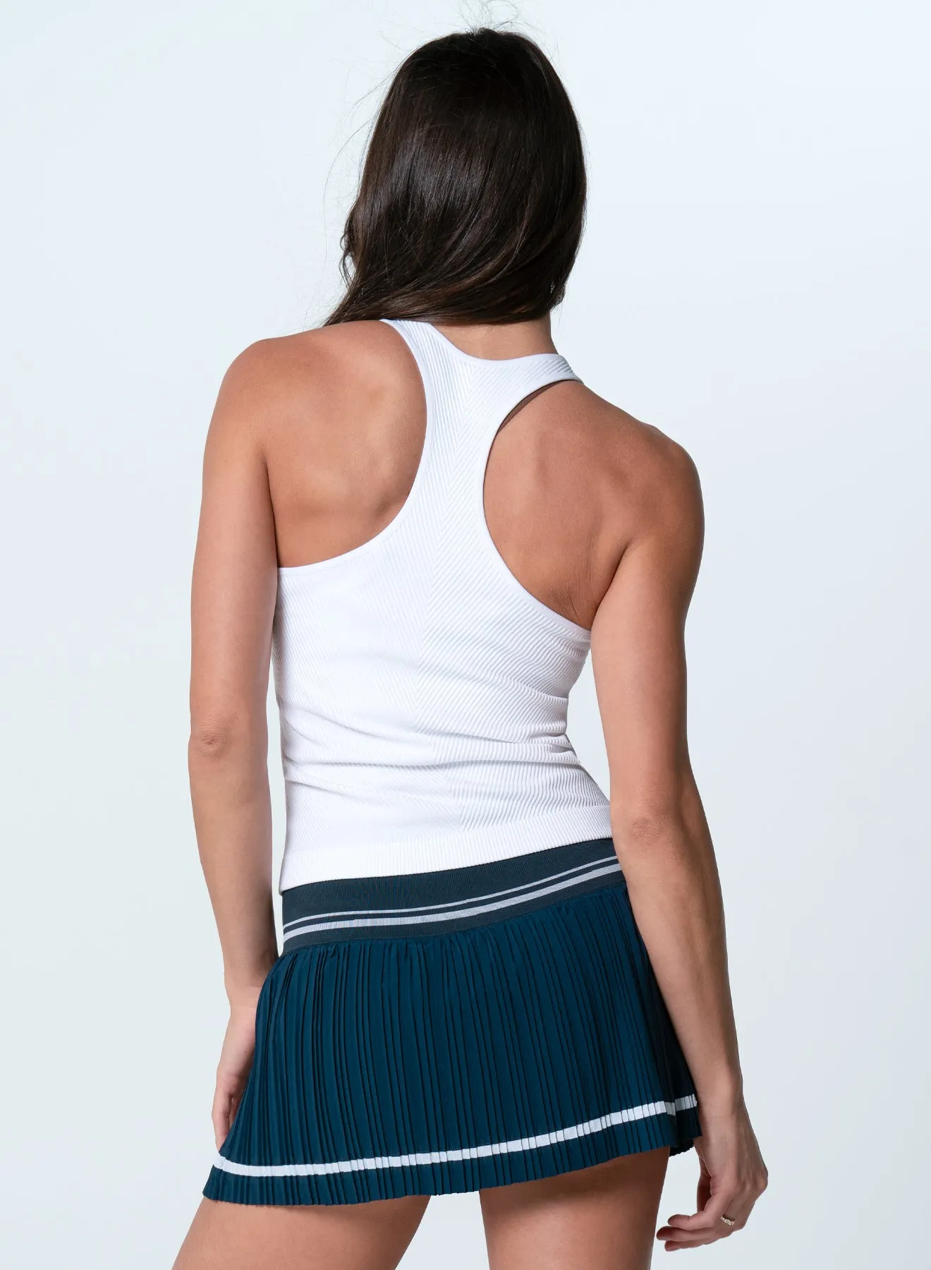 Seam Free Technology Educational - valuable Seamless Scoop Neck Tank