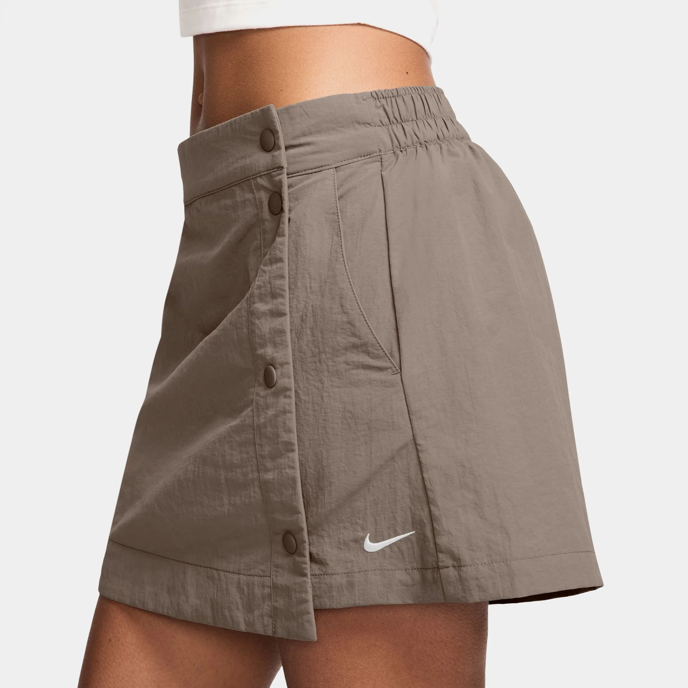 Essentials Woven 3" Womens Skort (Mink Brown/White) Wrinkle-Resistant