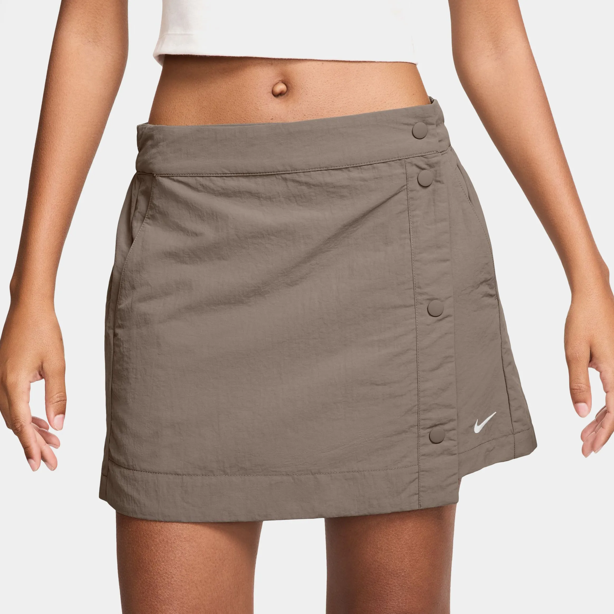 Essentials Woven 3" Womens Skort (Mink Brown/White) Sport Style Fit