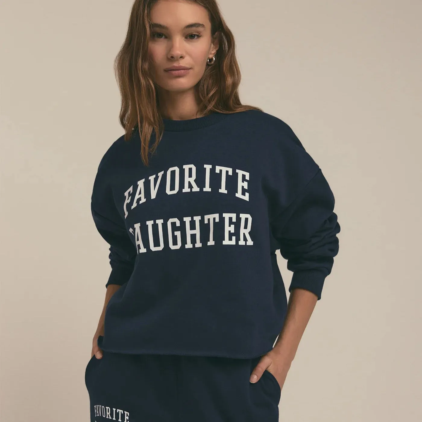 Essential Chic Sporty essentials The Cropped Collegiate Sweatshirt (Navy   White)