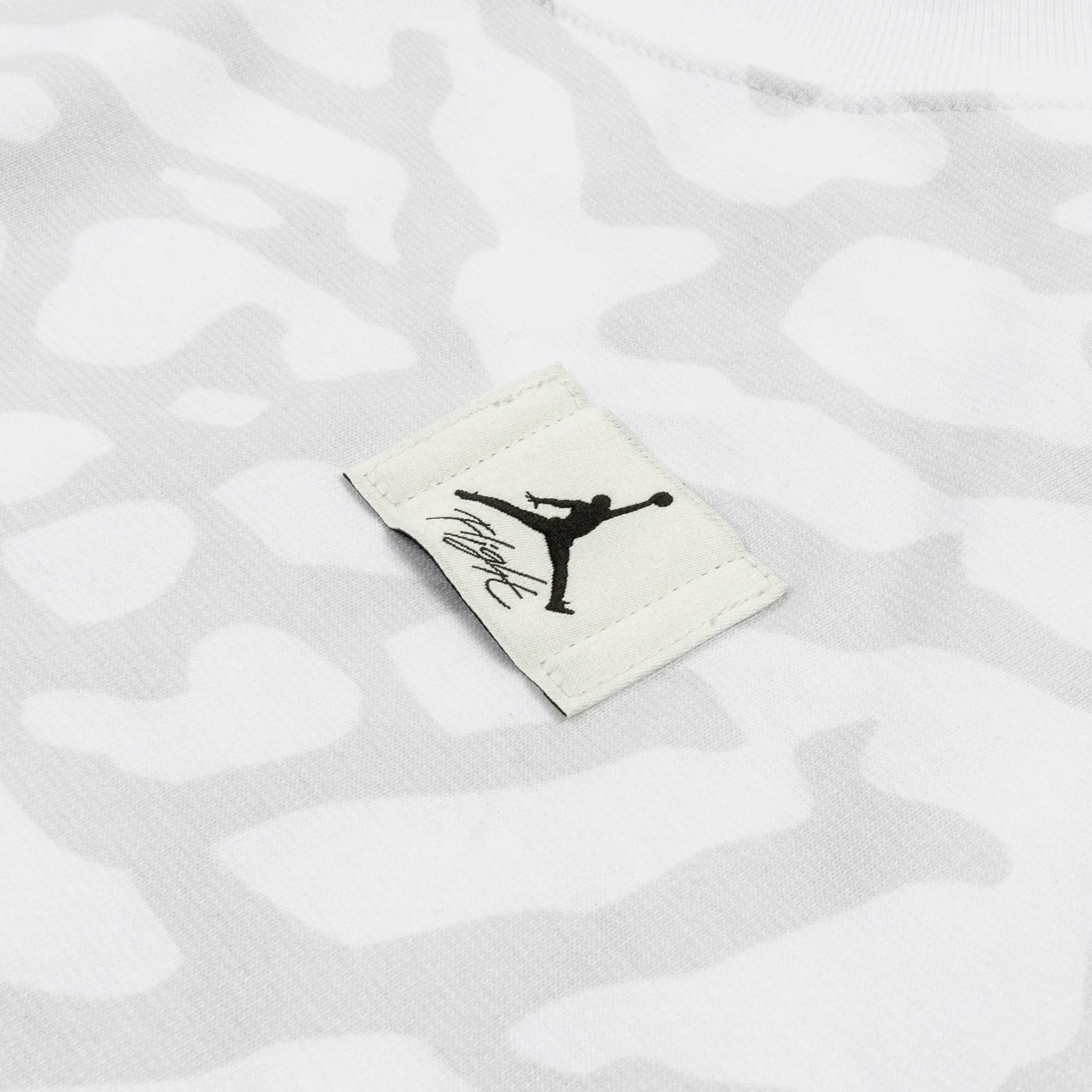 Cropped GFX Womens Short Sleeve Shirt (White/Grey) QuickRelease Closure