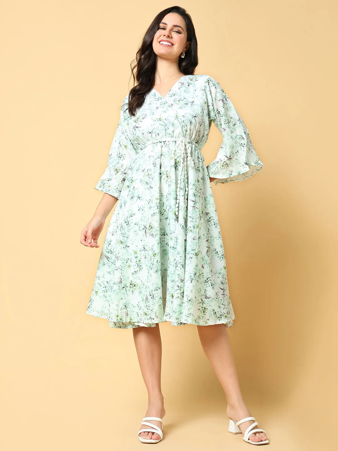Women's Green Floral Print Bell Sleeve Fit & Flare Dress Balloon-Sleeve Shade Glow