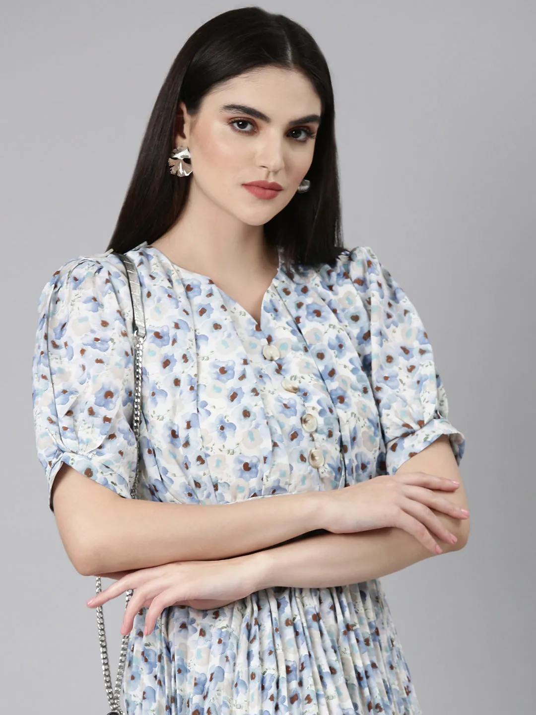 Women's Blue Floral Printed Sweetheart Neck Puff Sleeves Fit and Flare Dress Soft-Lining