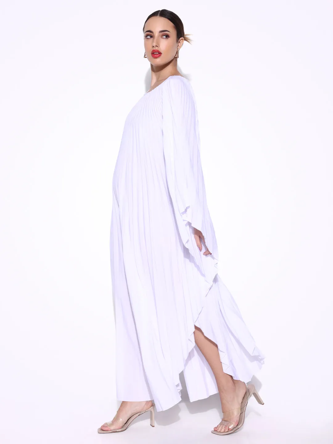 Women's Pleated White Butterfly Sleeves Kaftan Maxi Dress Glossy-Finish