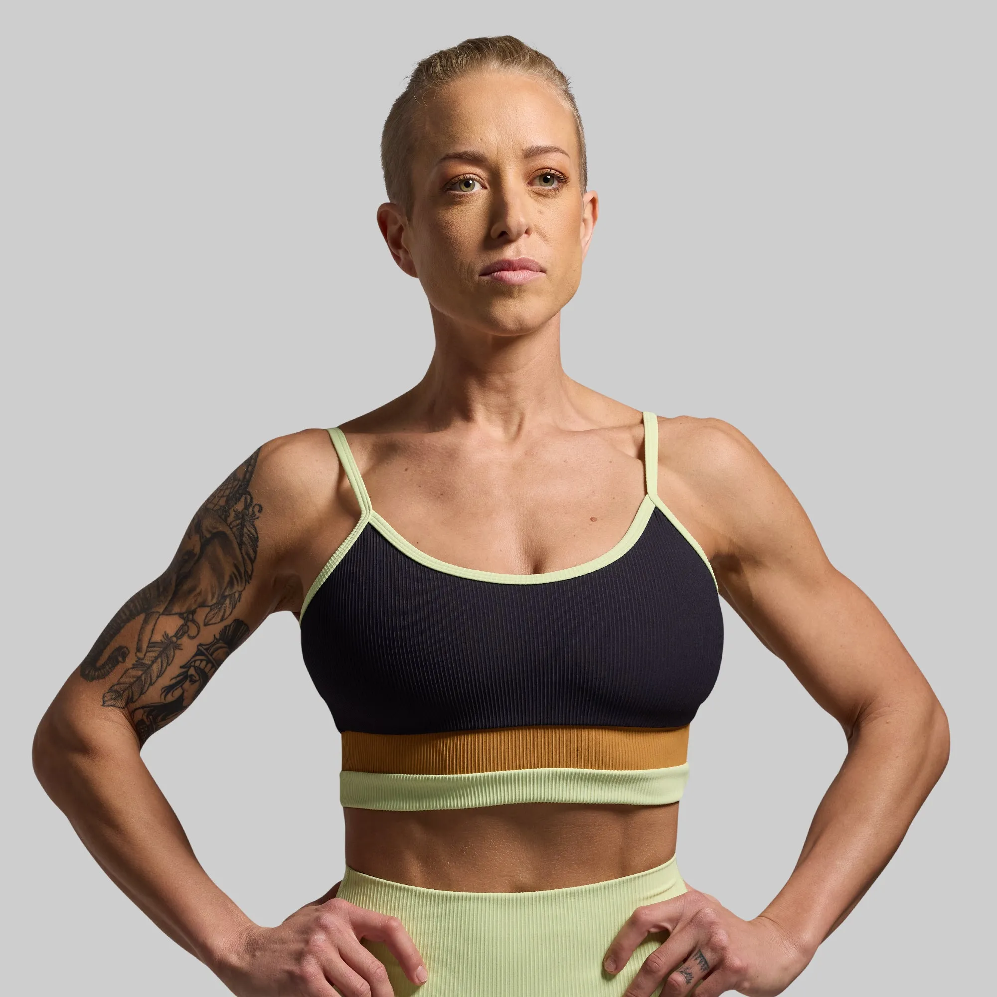 ventilation channels teenagers' Out of Line Sports Bra (Glow)