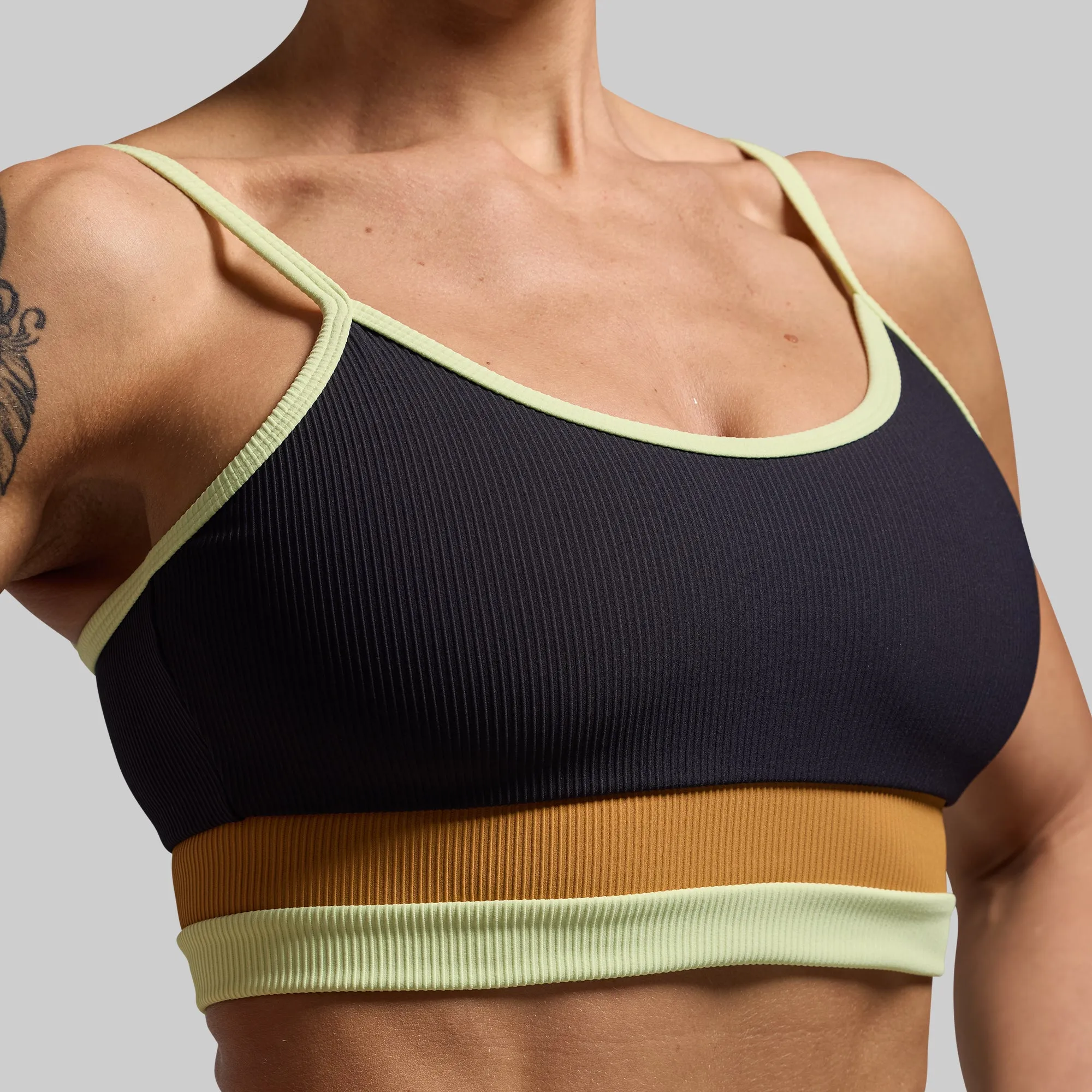 Removable straps seams Solid Out of Line Sports Bra (Glow)