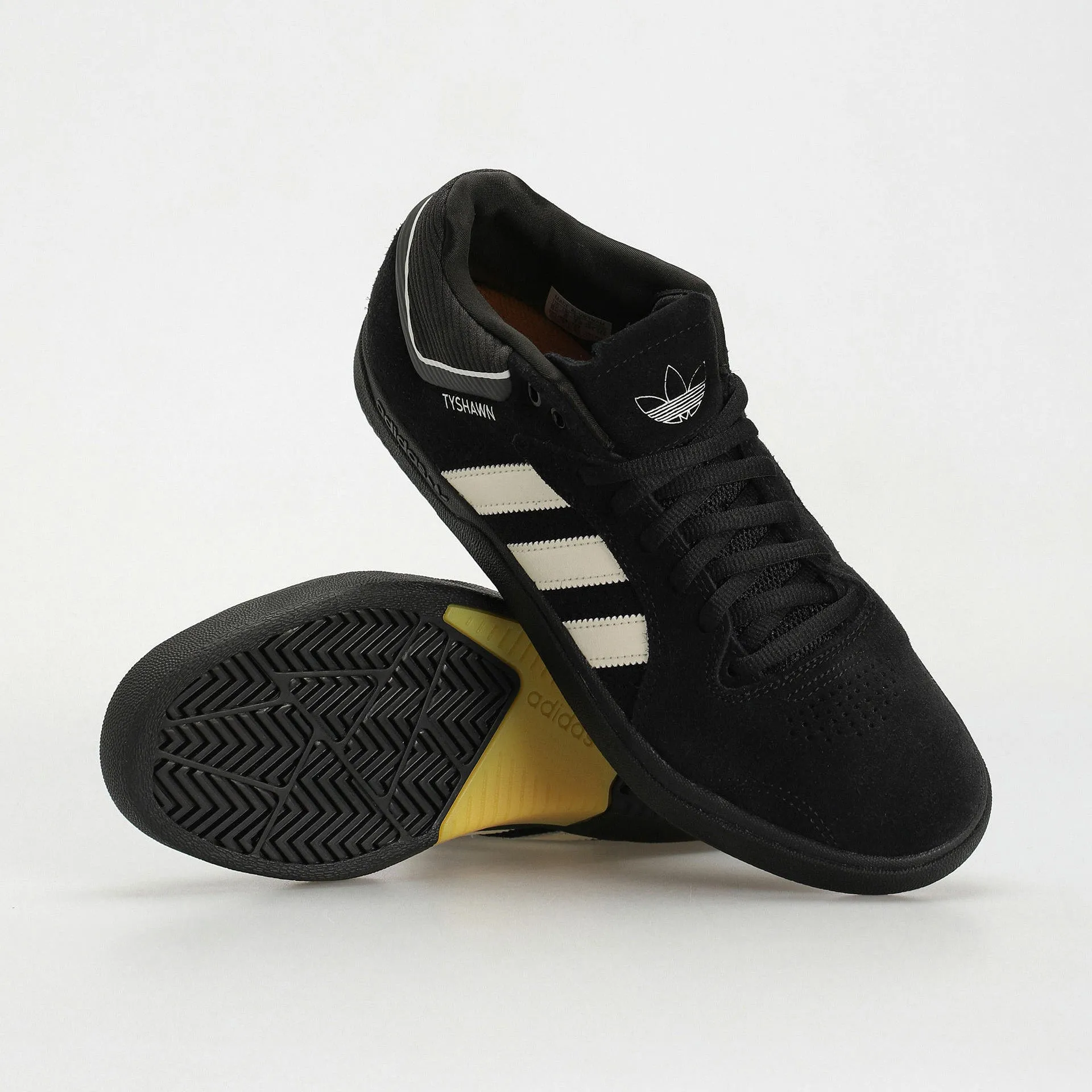 adidas Tyshawn Black/Zero Metallic/Spark Flexible Style