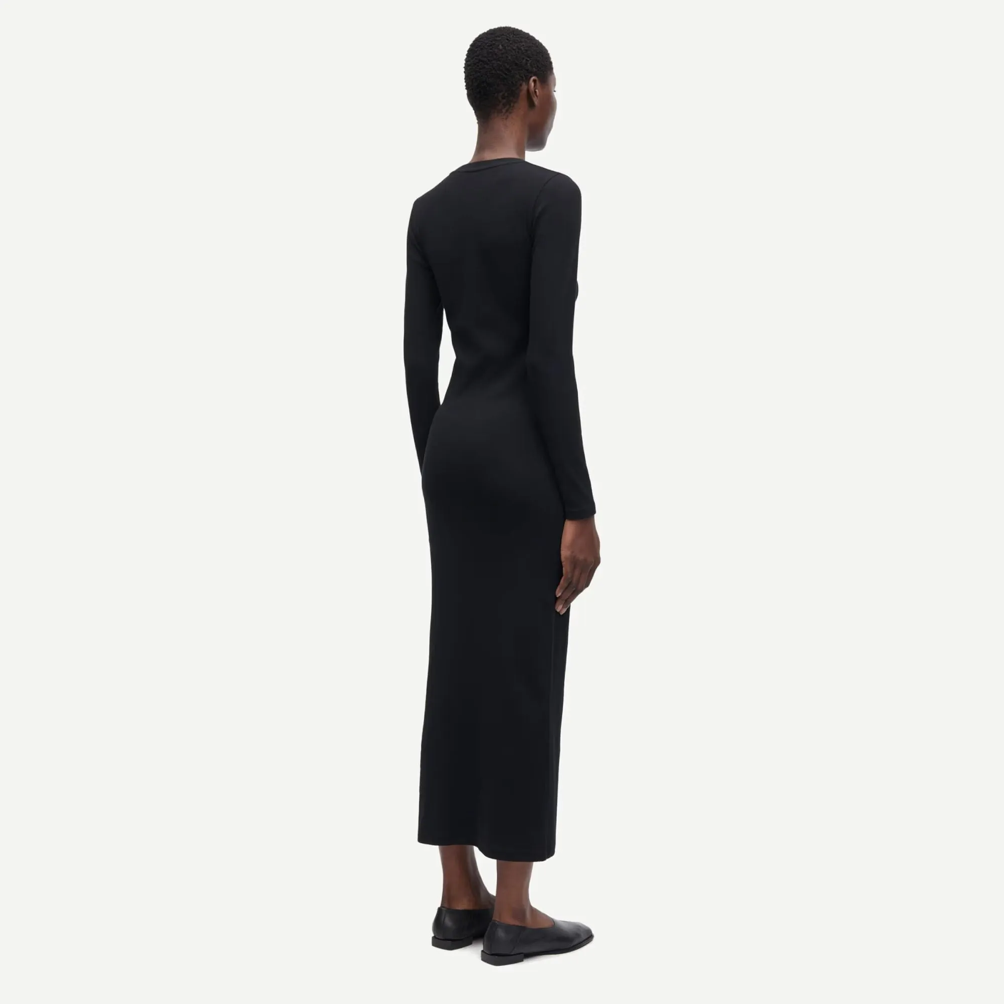 Saalexa Midi Dress (Black) Cool Elegance Balanced Look