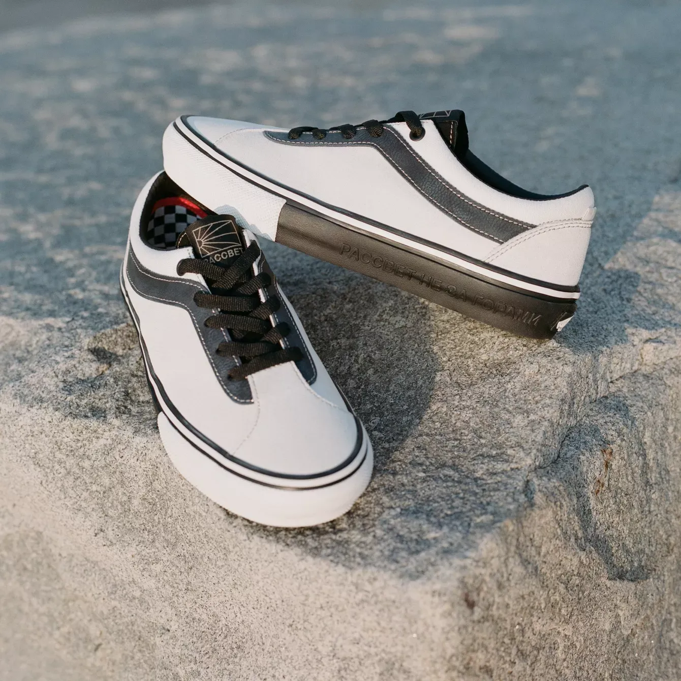 Vans Skate Bold Marshmallow/Black (Rassvet) Ventilated Design Quick Action Performance