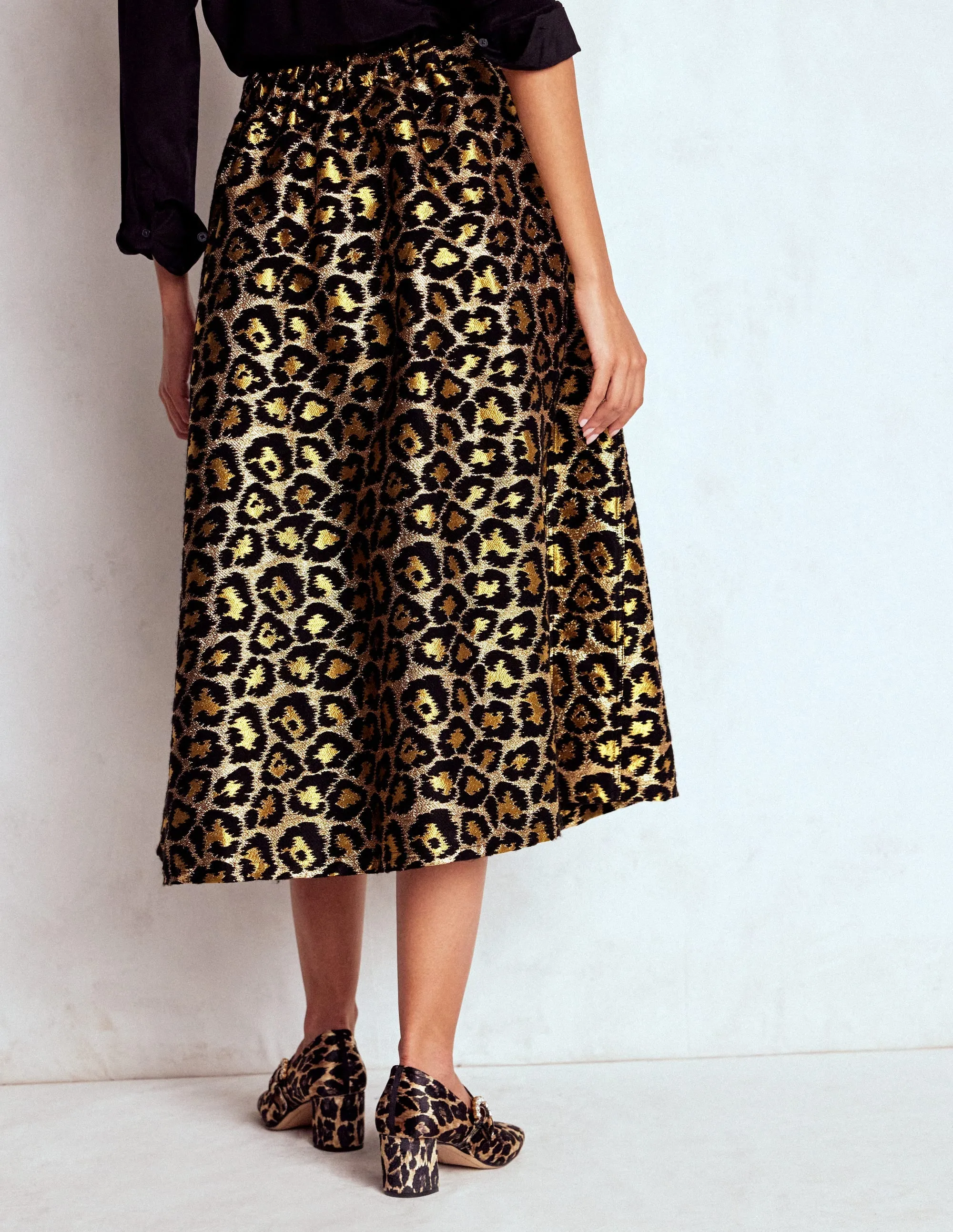 Verity Jacquard Midi Skirt-Leopard Print Oversized style Smooth Texture