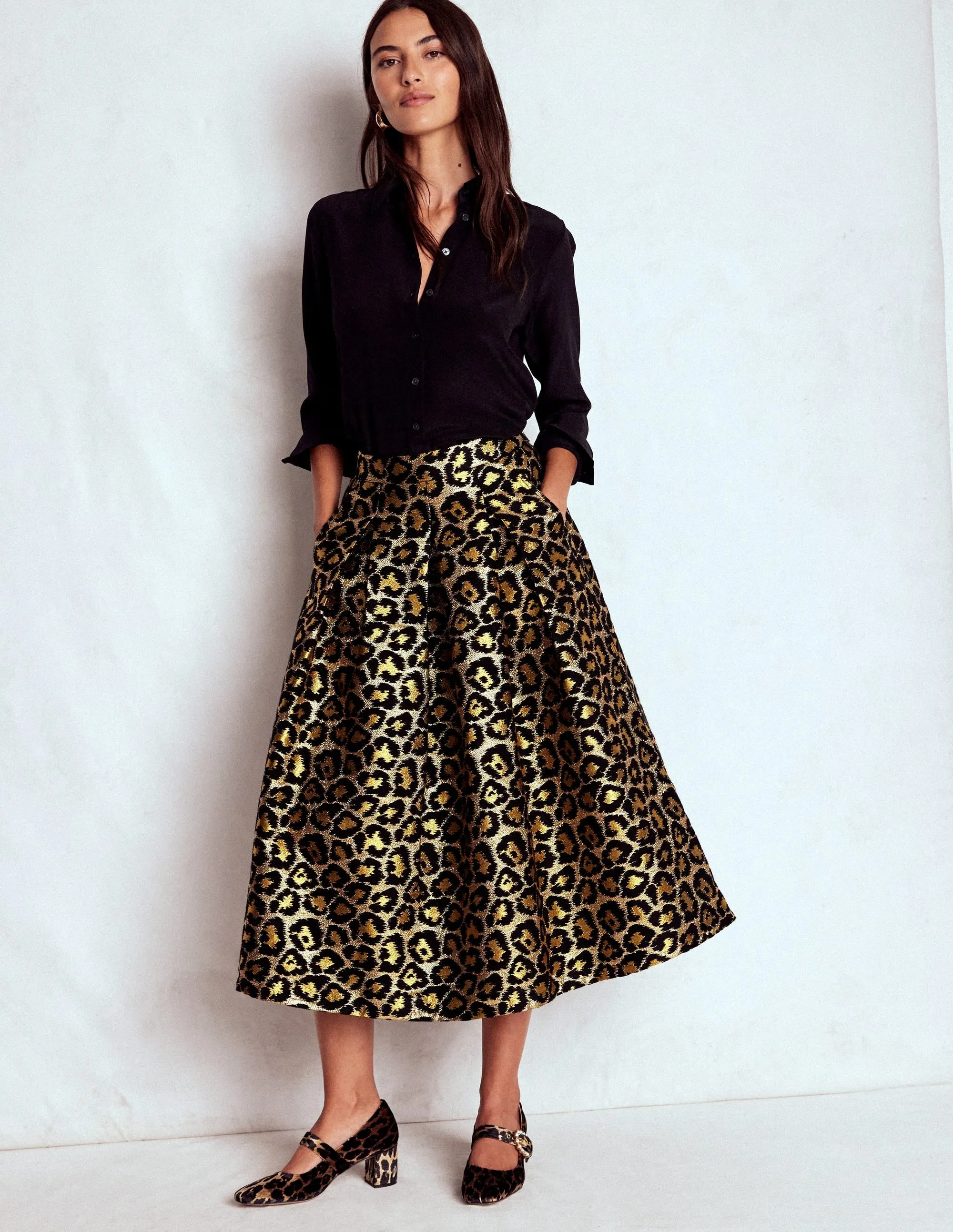 Verity Jacquard Midi Skirt-Leopard Print Sleek Appeal Artisanal Craft