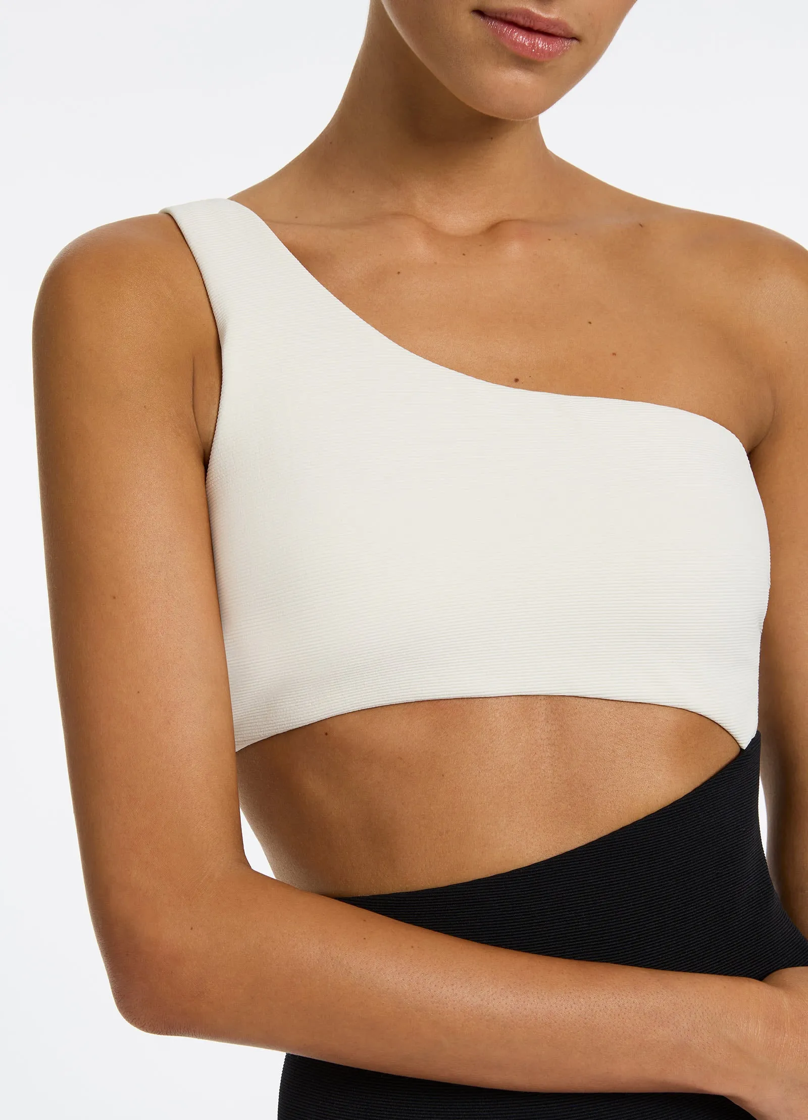 Bonded Seam Engineering Seaside Getaway Versa Rib One Shoulder One Piece - Black/Cream