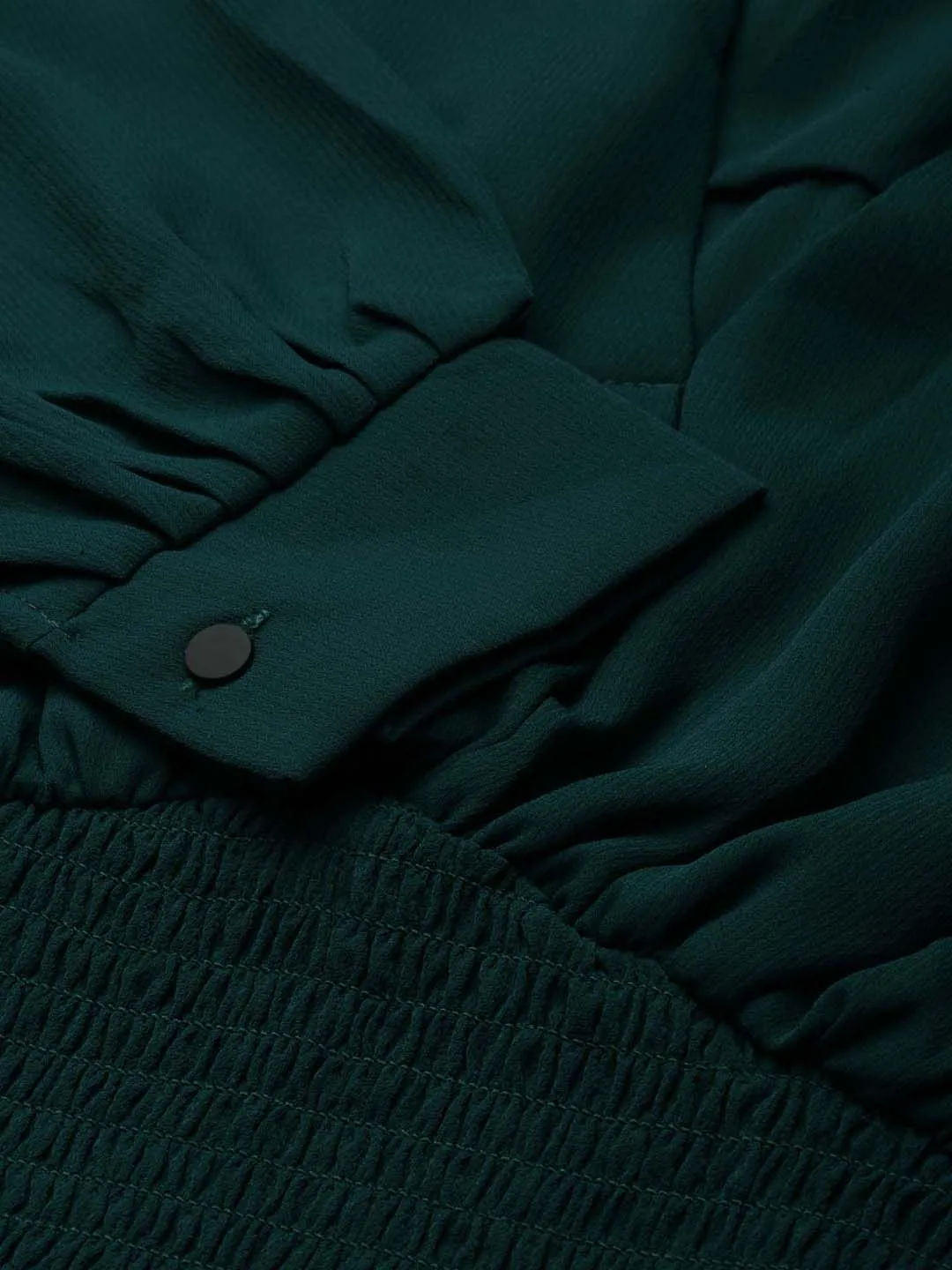 Women's Green Keyhole Neck Cuffed Sleeves Smocked Empire Crop Top Sport Flex Fit