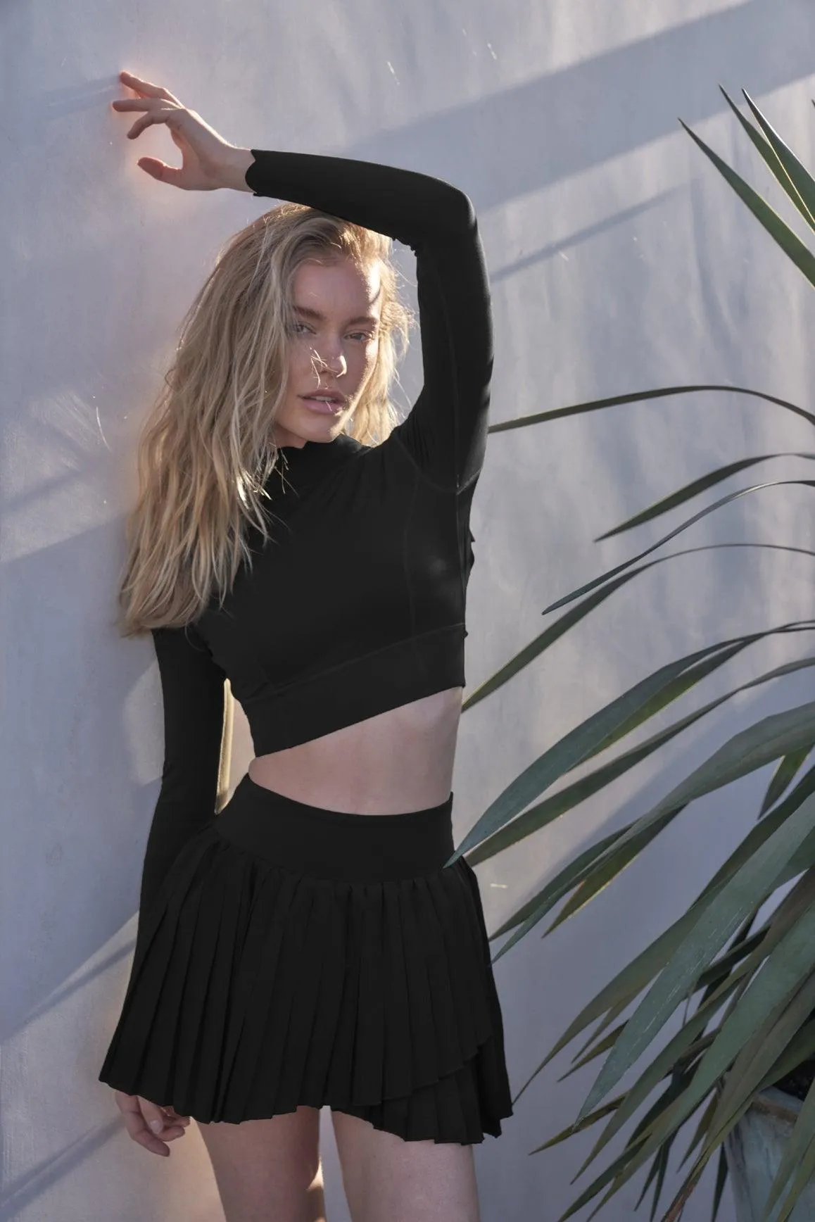 WISKII Pleated Skirt Resort Vacation Foil Print