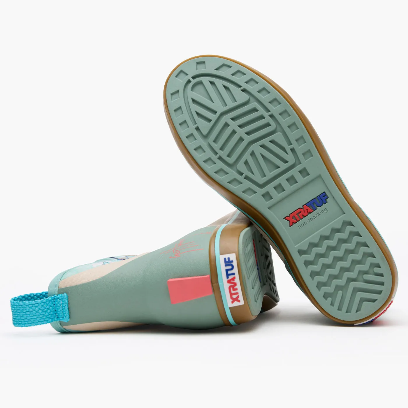 Snow Activity Women's 6 in Ankle Deck Boot Guy Harvey