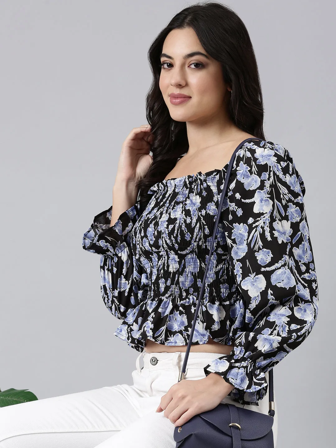 Women's Black Floral Printed Square Neck Puff Sleeves Fitted Crop Top High-End Quality