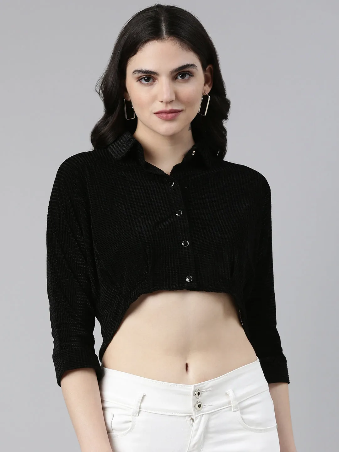 Sporty Chic Women's Black Self Design Shirt Style Crop Top