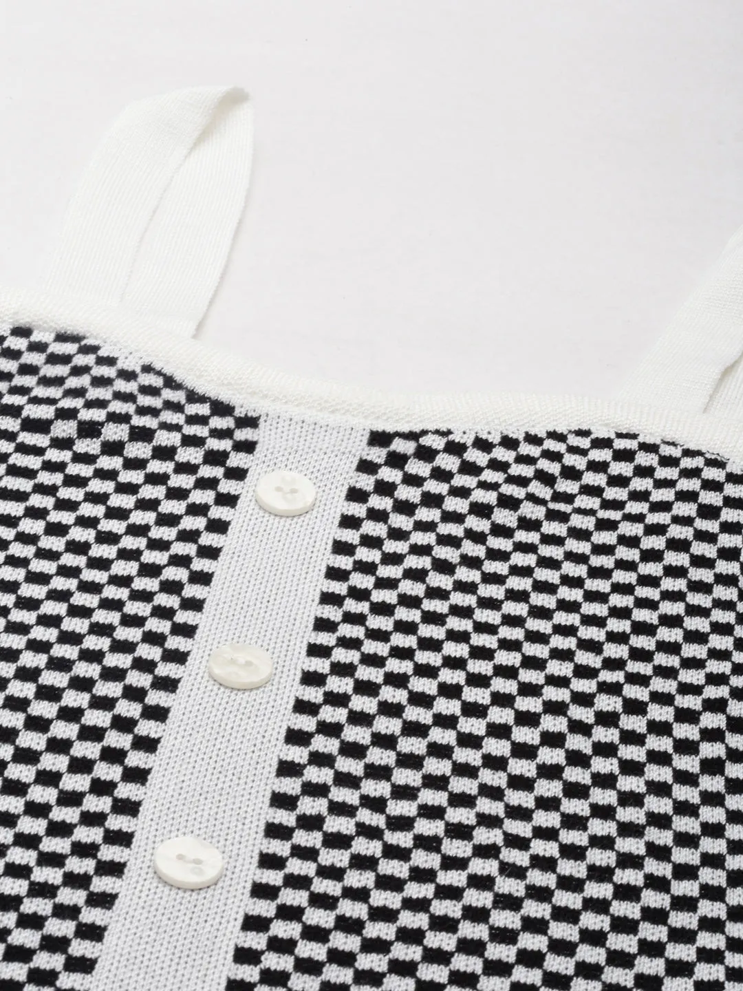 Women's Black Shoulder Straps Checked Fitted Cotton Crop Top LowImpactDye