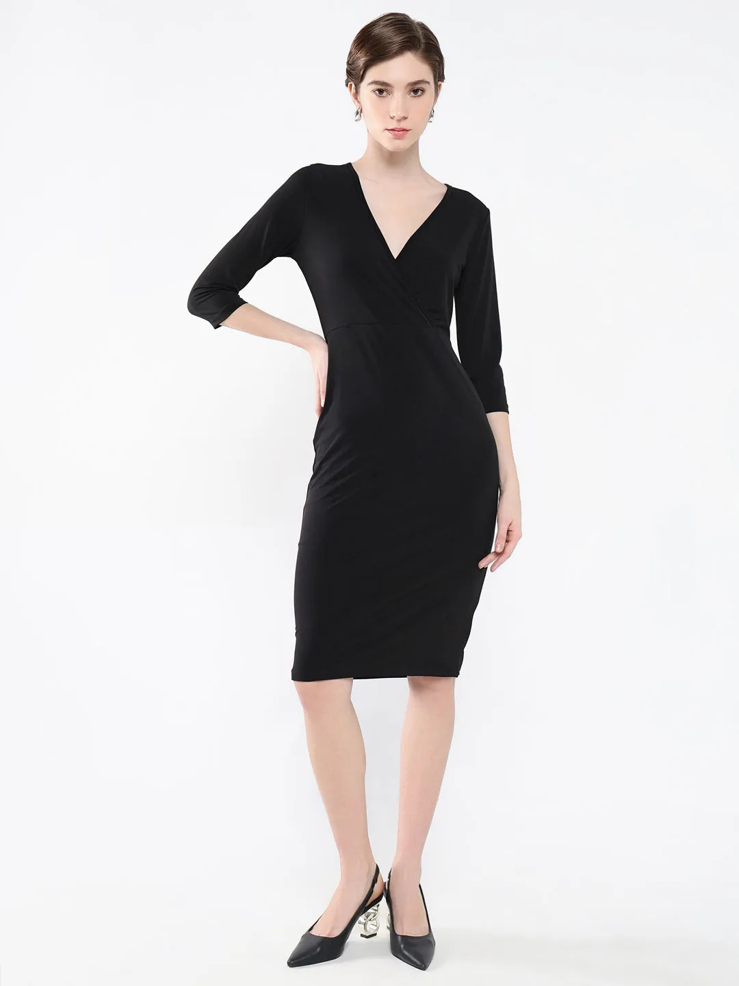 Calm Beauty Women's Black Solid Bodycon Dress