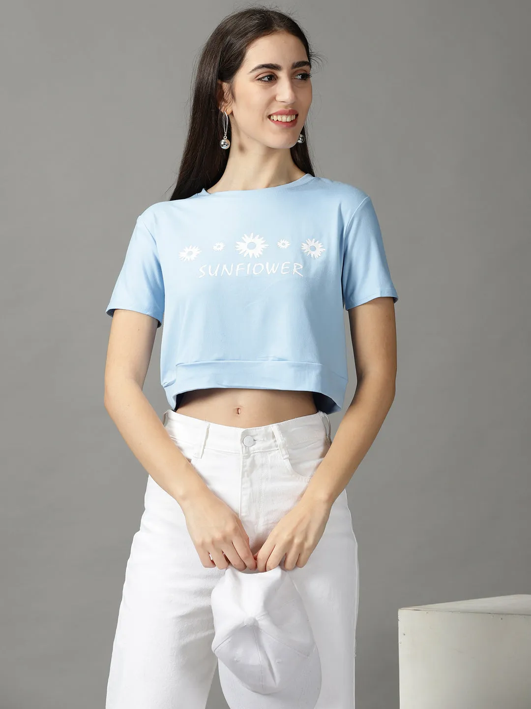 Women's Blue Floral Printed Crop Top Simple yet stylish Non Irritating Tags